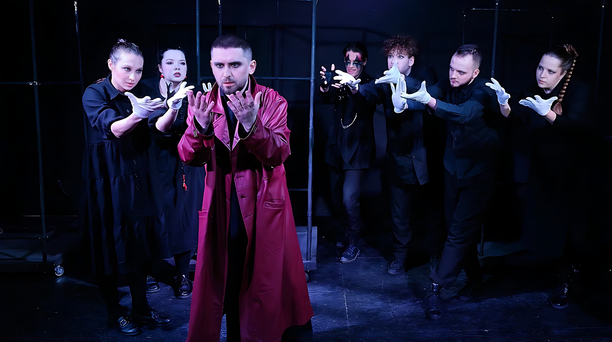 

Билеты на Достоевский. Исповедь в трёх частях (Молодёжный театр «Драма»)