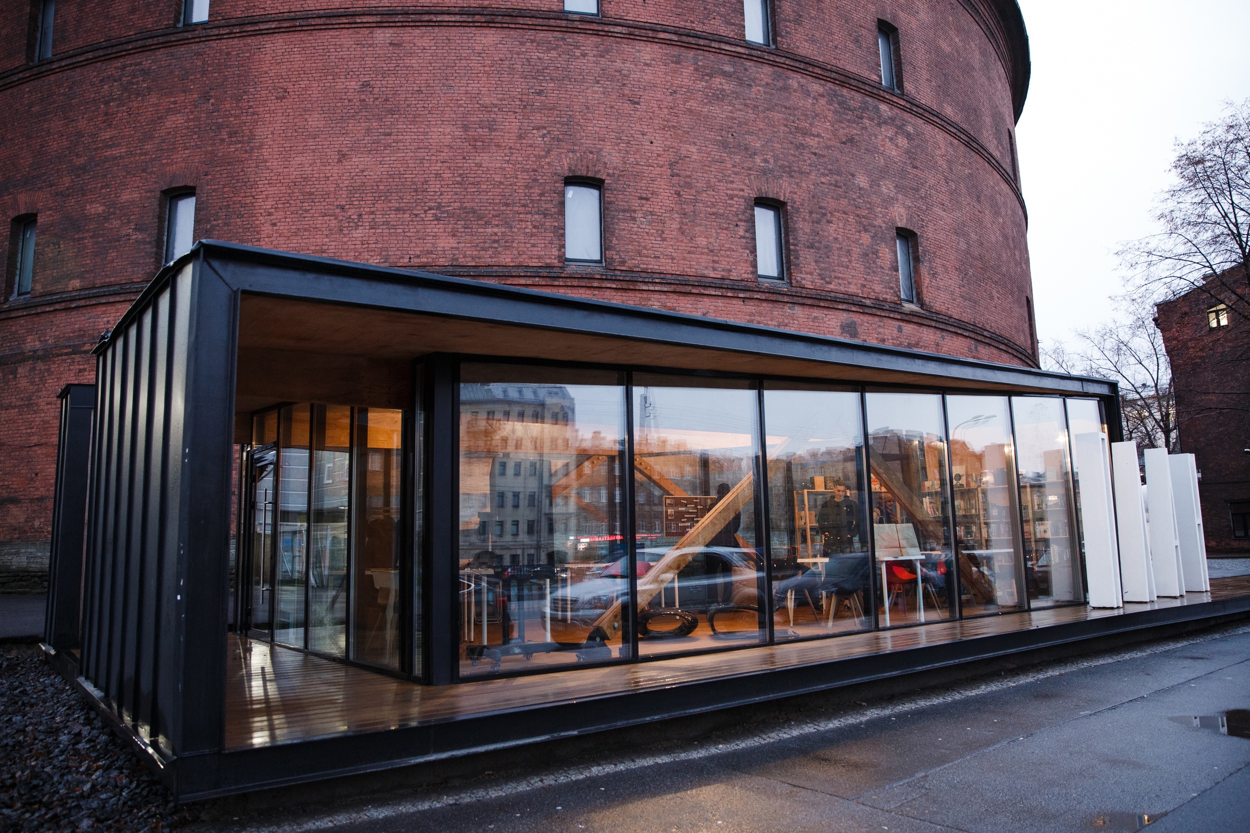 

Билеты на Луна: возвращение (Библиотека «Планетарий 1»)