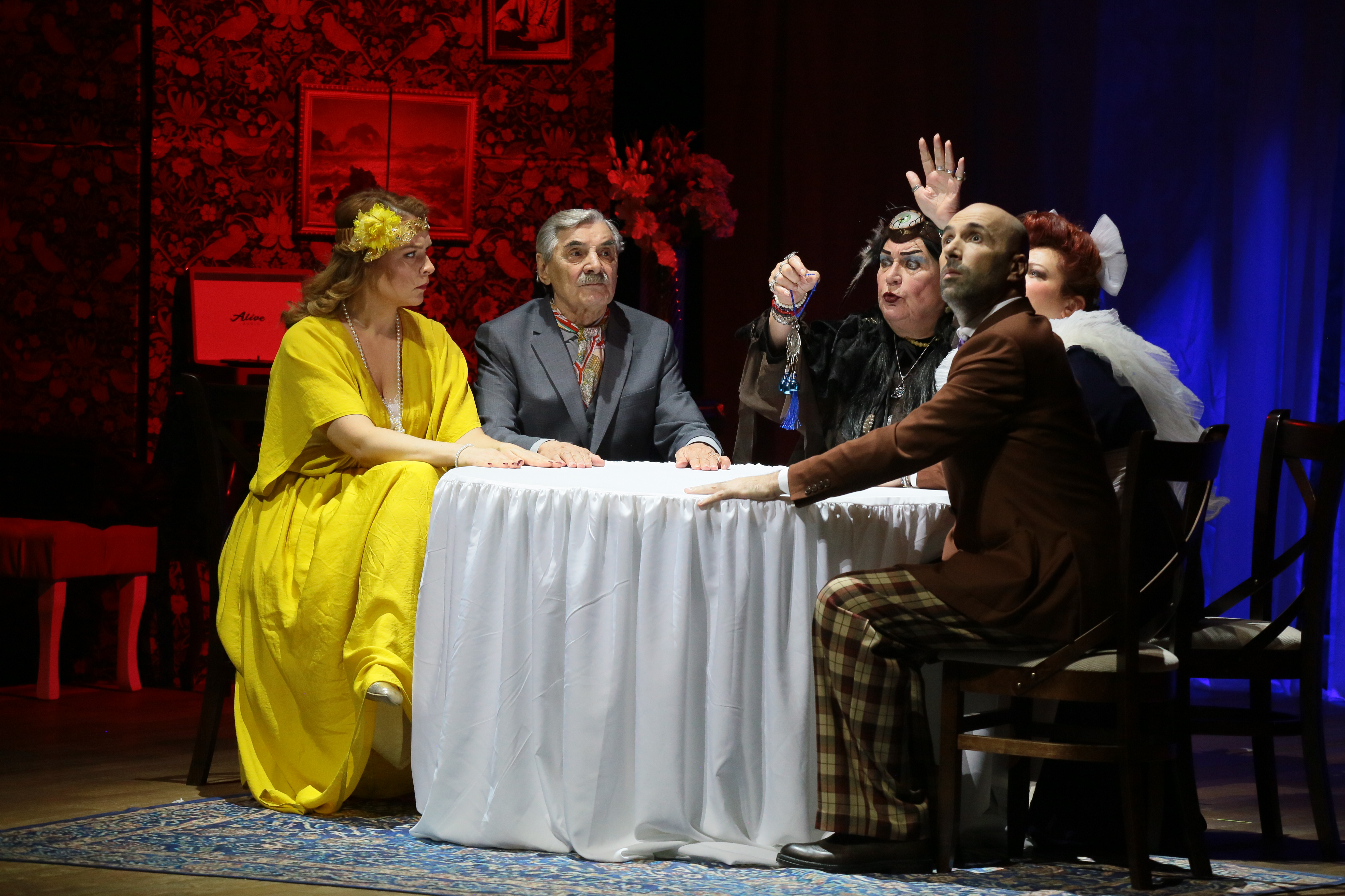 

Билеты на Магия любви, или Не стреляйте в экстрасенса (ДК им. XXX-летия Победы)