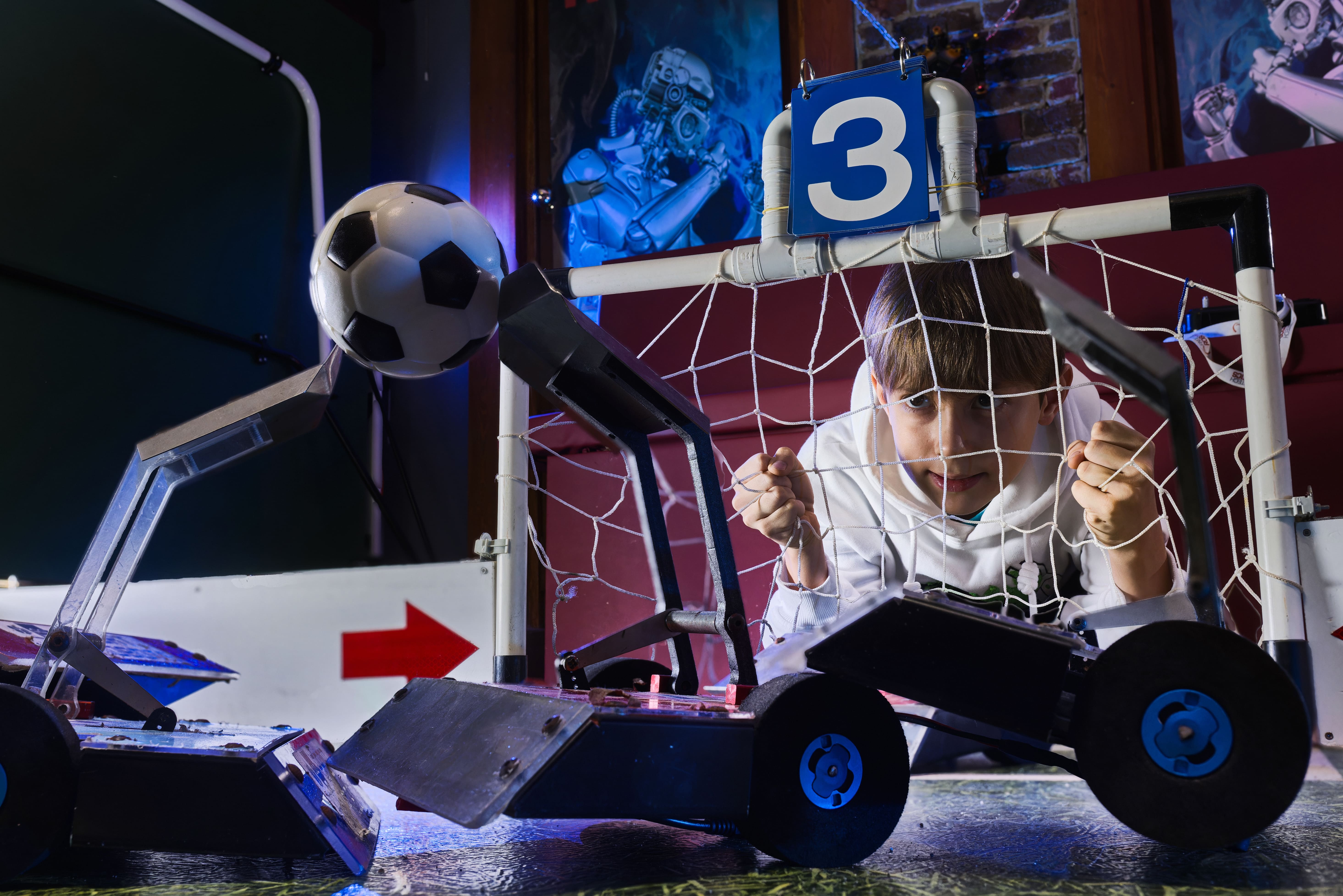 

Билеты на День роботов (Взаперти (улица Стахановцев, 19))