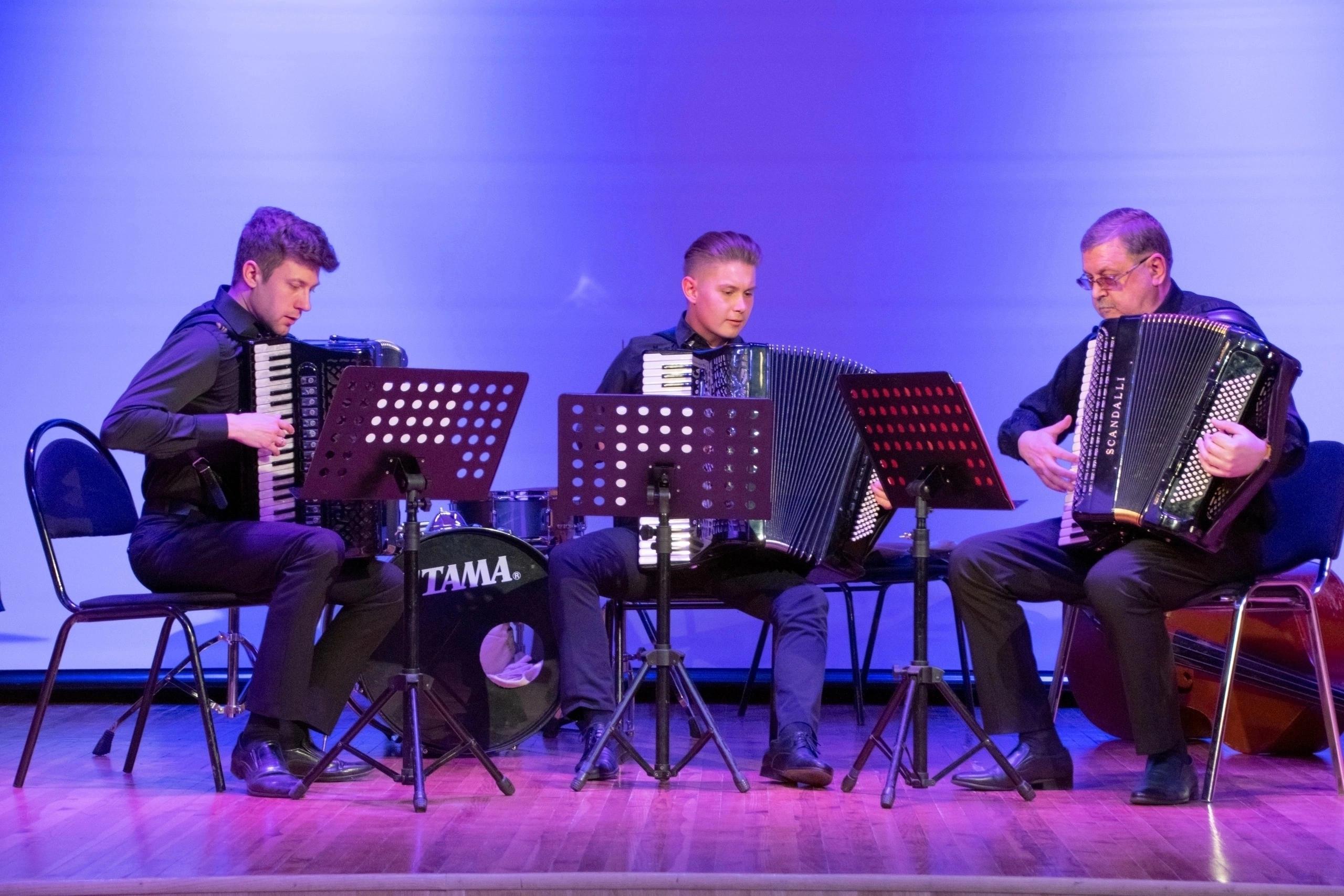 

Билеты на Трио аккордеонистов (Филармония им. Шнитке)