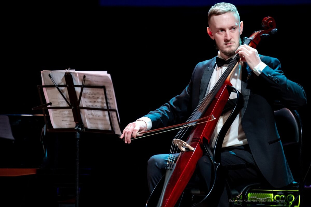 

Билеты на The Show Must Go On! Шоу продолжается! (Зал камерной и органной музыки «Родина»)