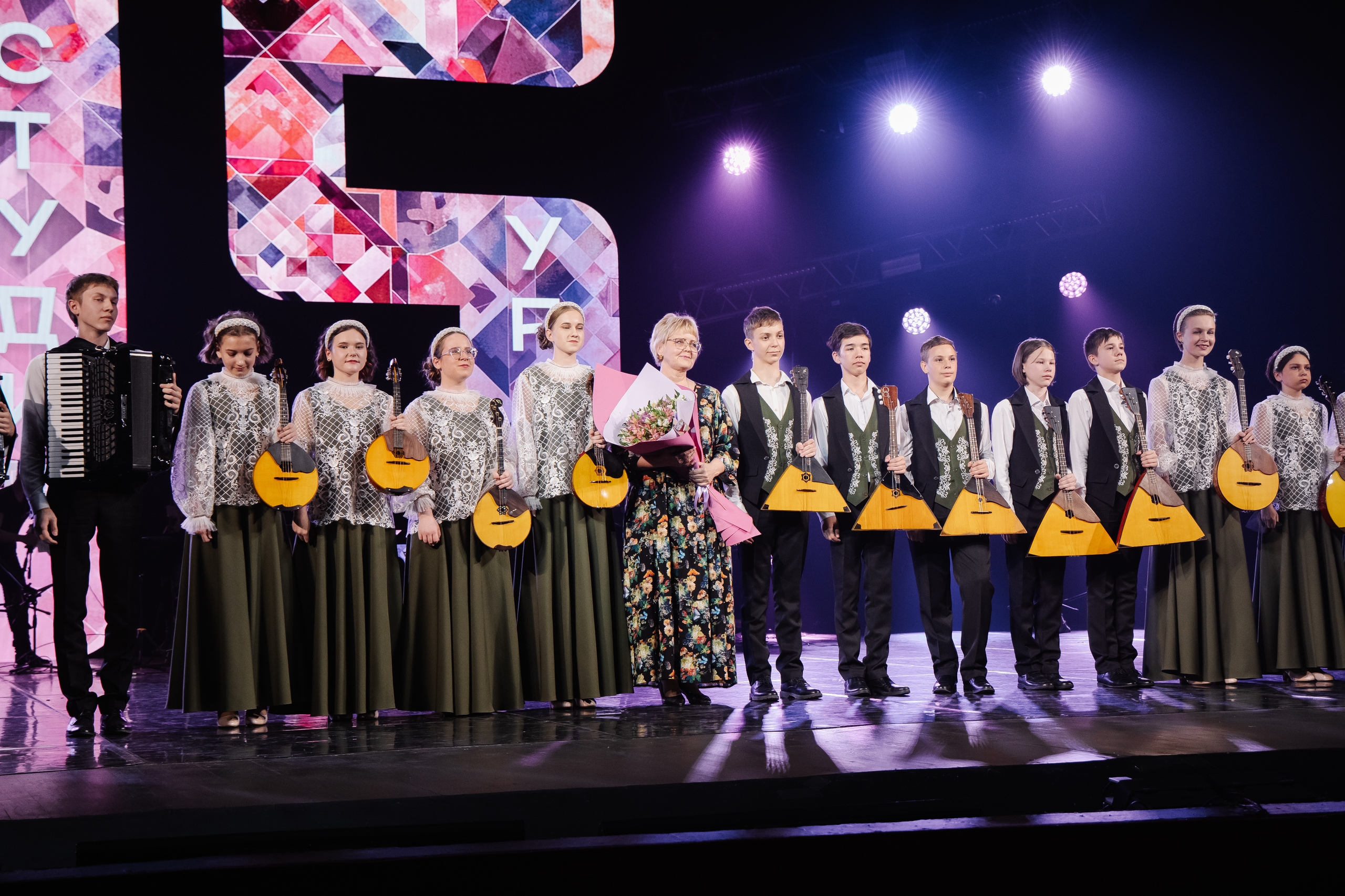 

Билеты на Сказка о рыбаке и рыбке (Детская филармония)