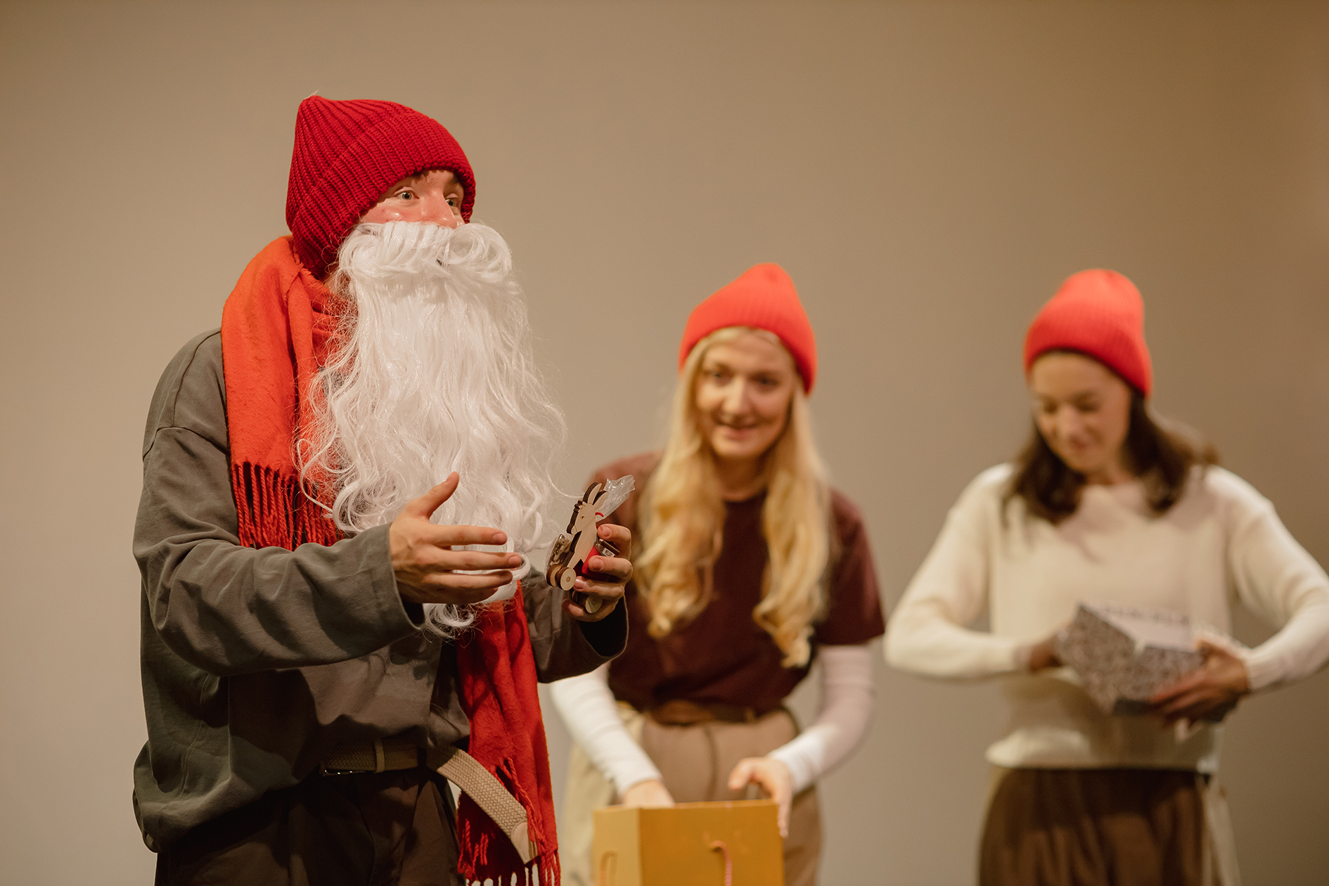 

Билеты на Домашняя ёлка. Новогодние истории Бродячего театра (Никитинский театр)