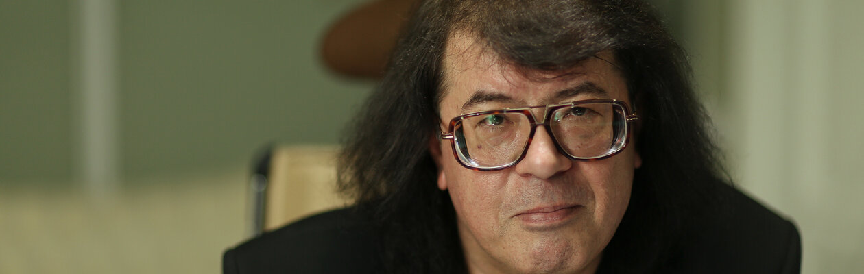 Игорь Корнелюк