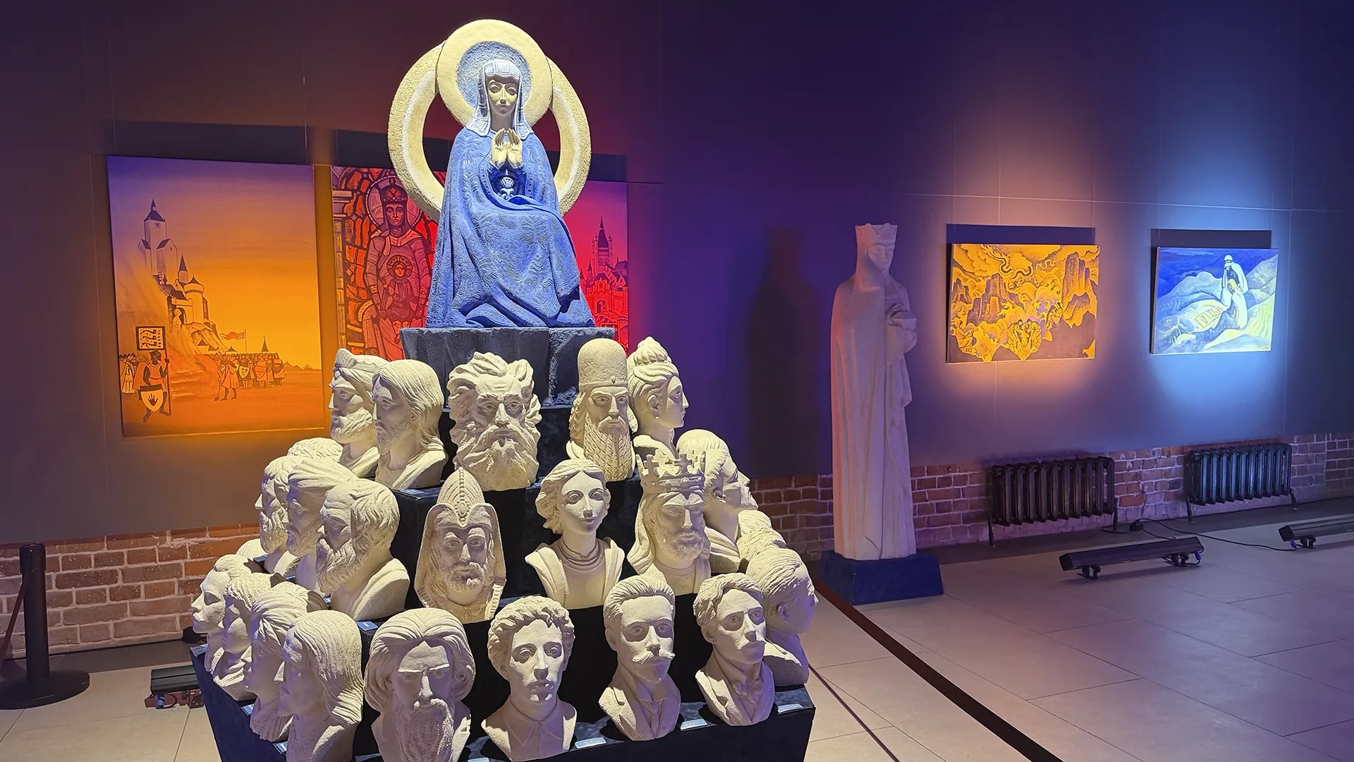 

Билеты на Мир Рериха (Главный проспект)