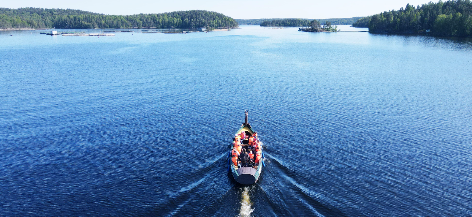 

Билеты на Сквозь водопады и века: Хаски, драккар и форель на ладожских берегах (Улица Казанская, 2)