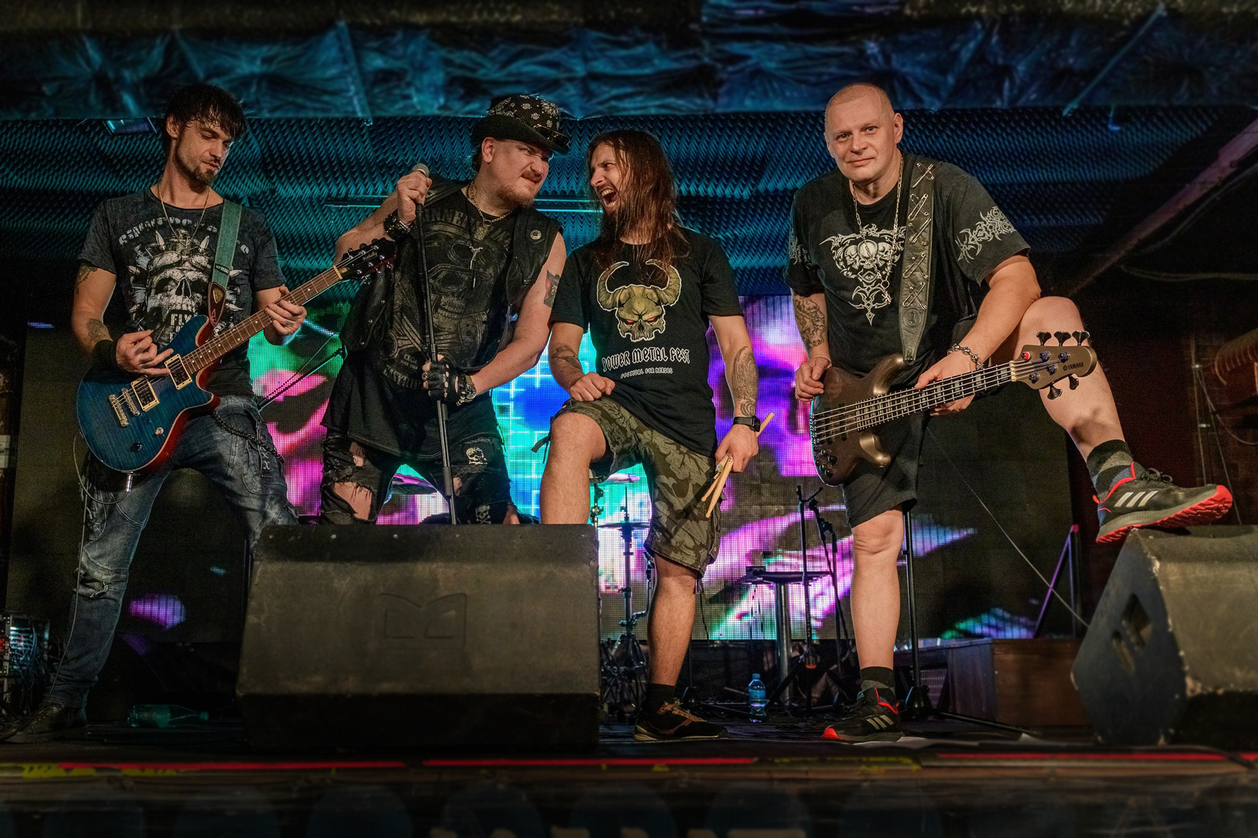 

Билеты на Глушители (Escobar)