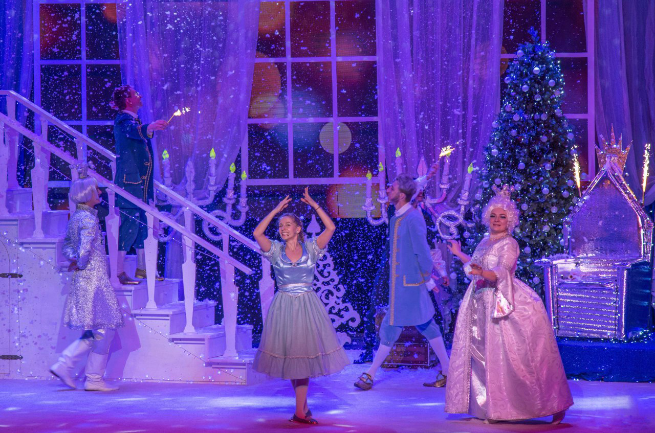 

Билеты на Снежный бал (Щёлковский театр (Щёлково))