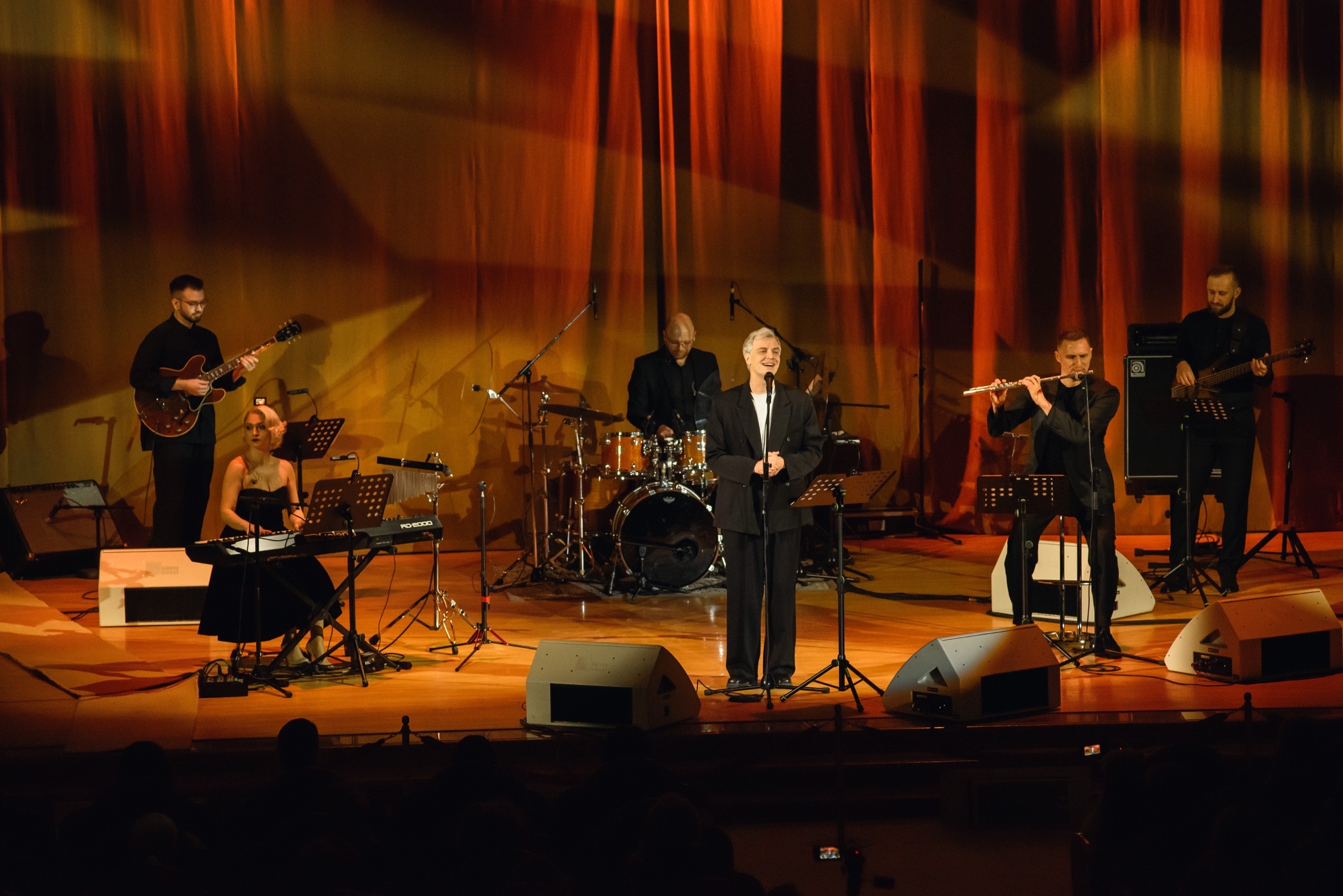 

Билеты на Sochi Jazz Festival. Алексей Гоман и Маленький оркестр (Зимний театр)