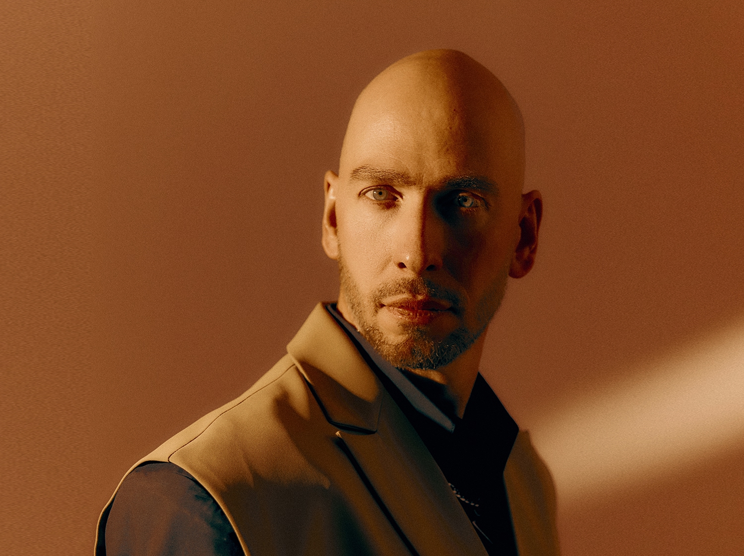 Афиша: Сергей Эфрон в Москве 19 апреля 2026