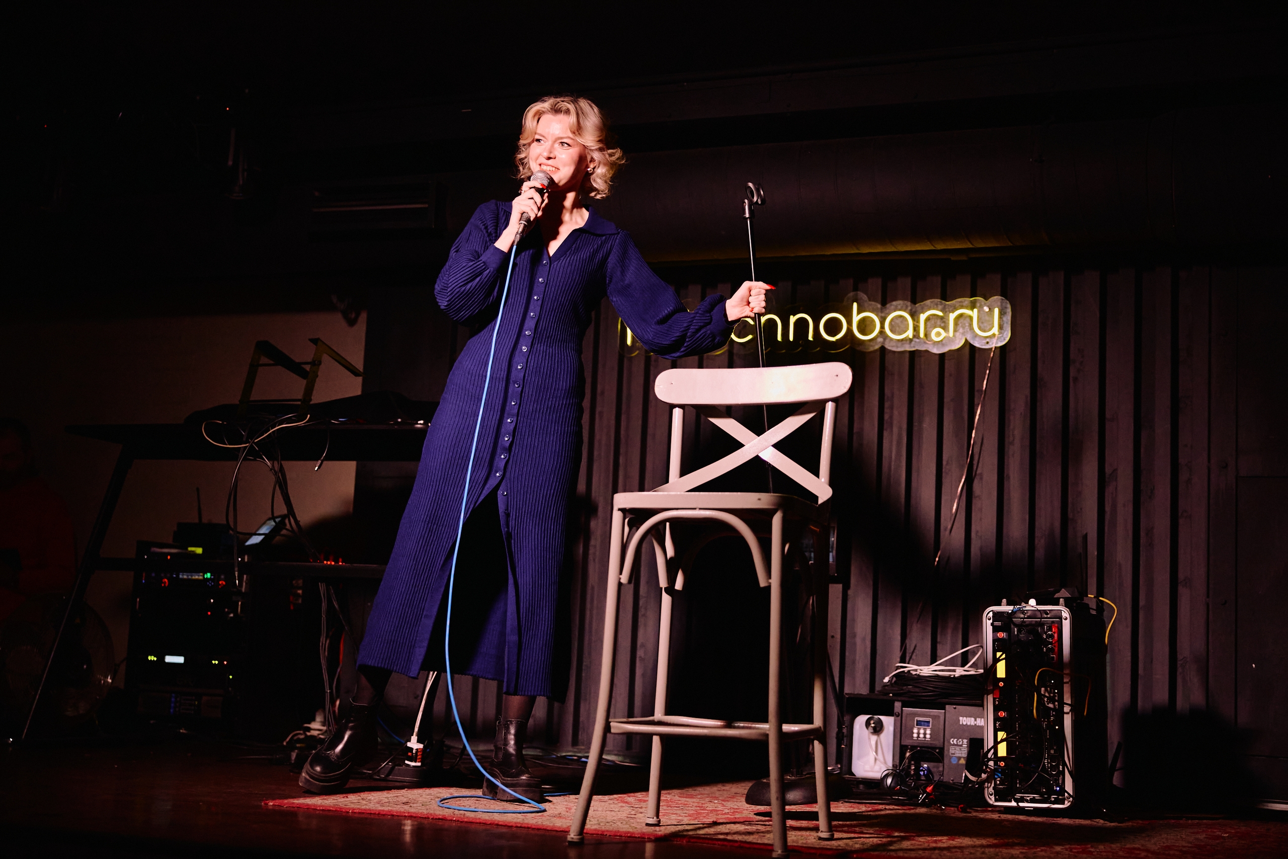 

Билеты на Женский стендап (Но это не точно)