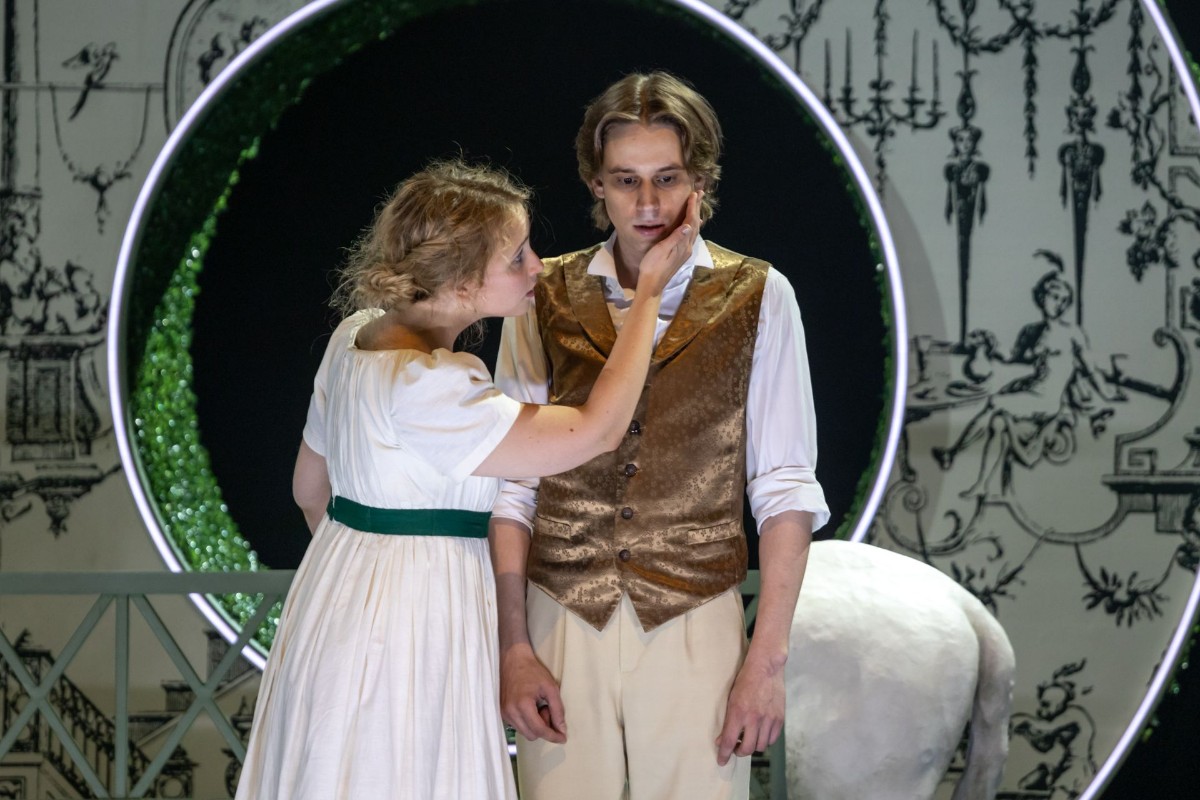 

Билеты на Любовью не шутят (Молодёжный театр на Фонтанке)