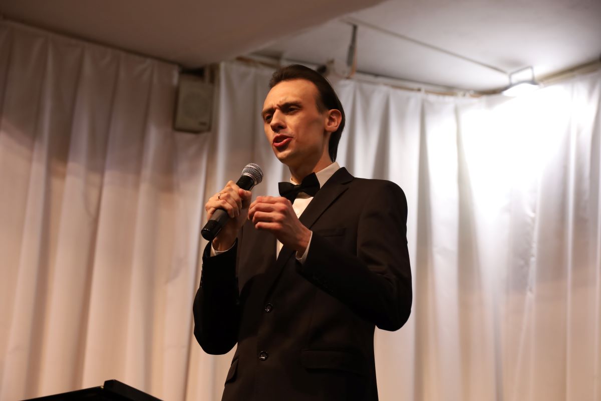 

Билеты на Шагает солнце по бульвару (Филармония)