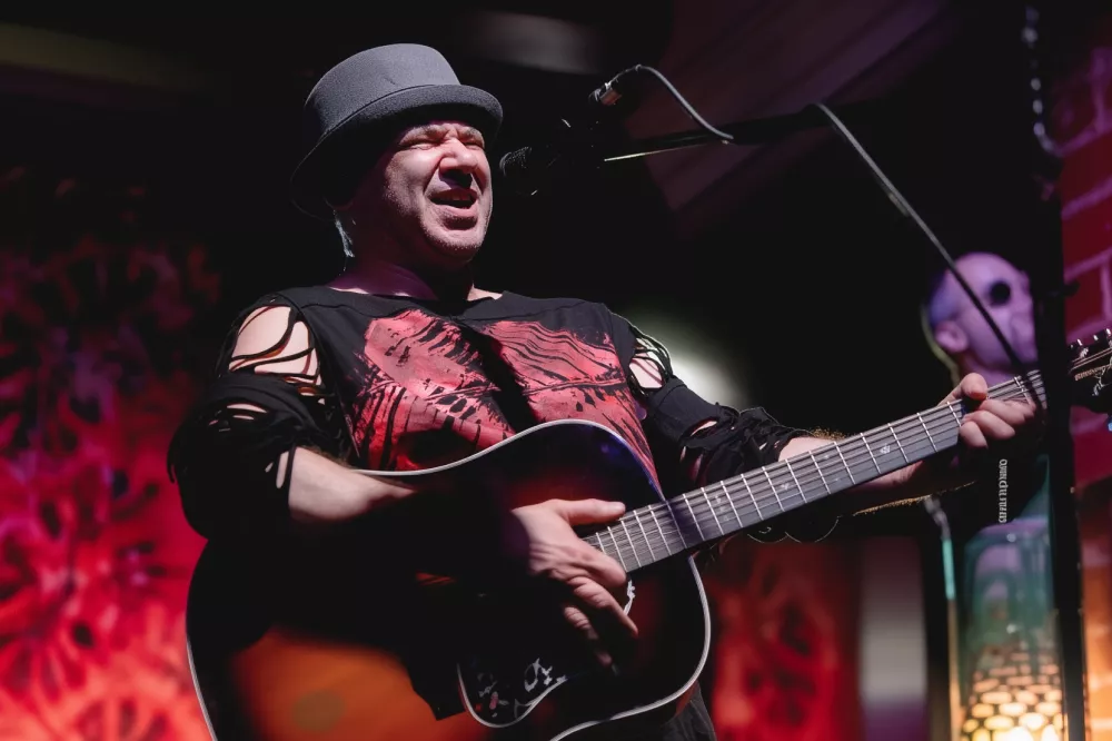 

Билеты на Шнипельсон и Потамушт (Академ Джаз Клуб)