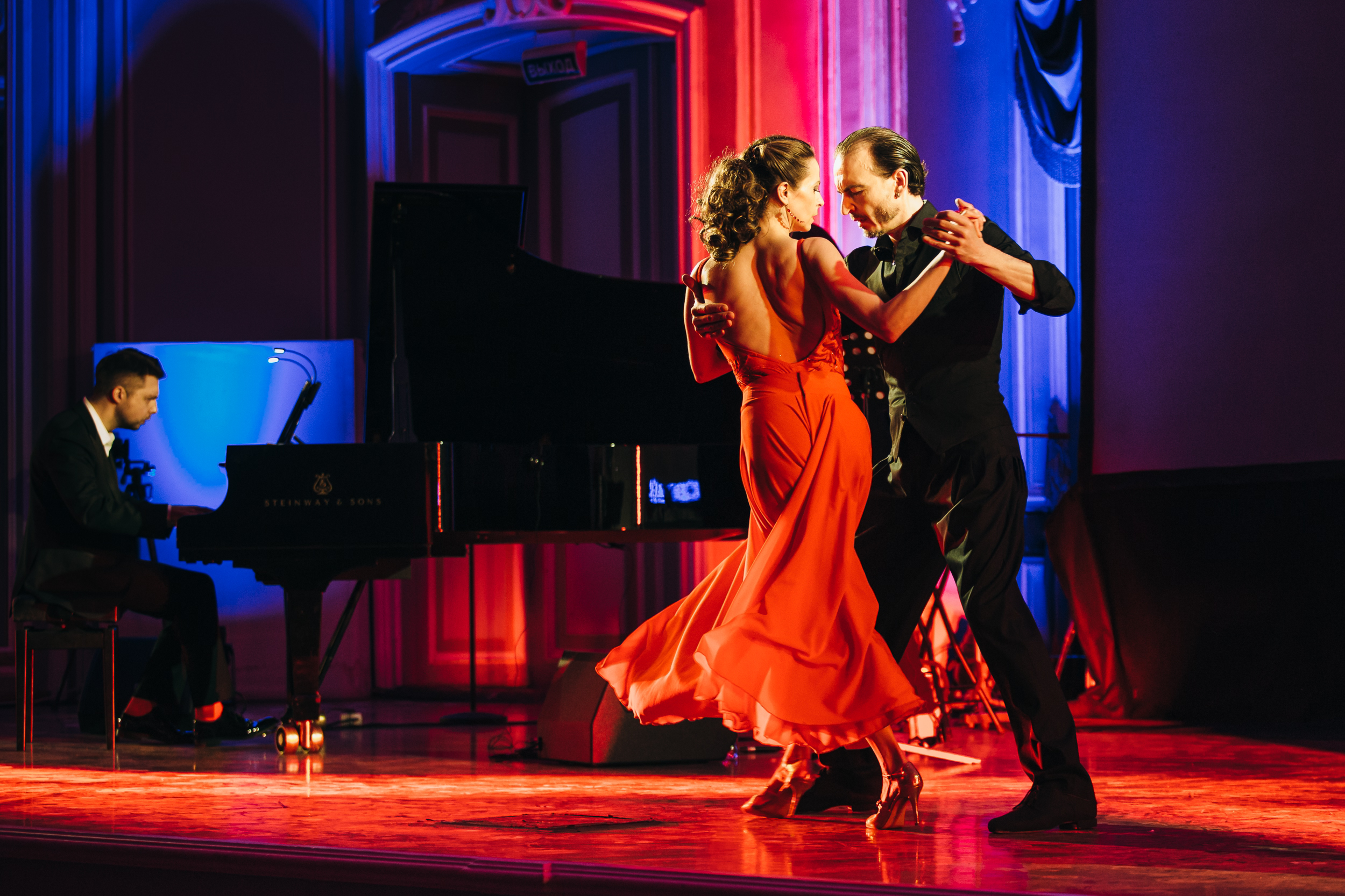 

Билеты на Tango. Amore (Дворец Белосельских-Белозерских)