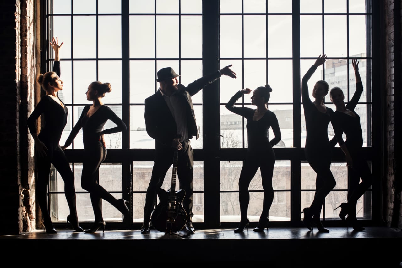 

Билеты на Вы любите розы (Куб)