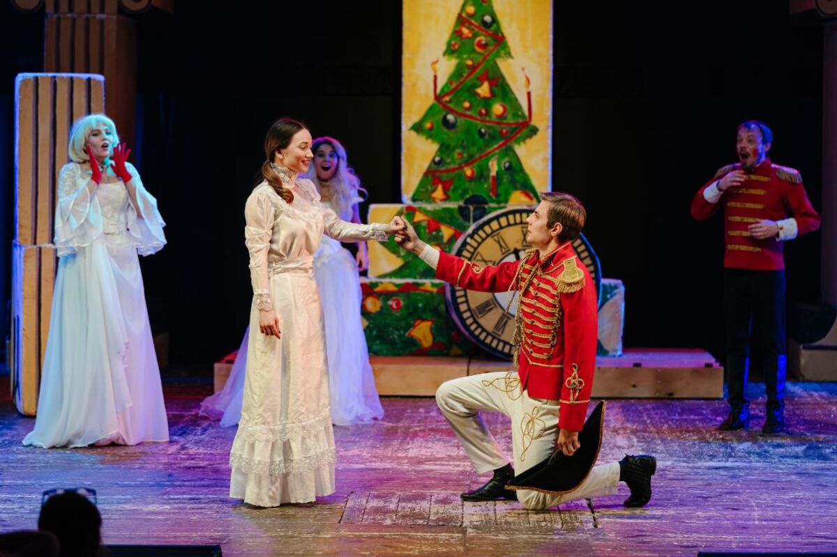 

Билеты на Щелкунчик (Молодёжный театр «ВДТ» (Волжский))