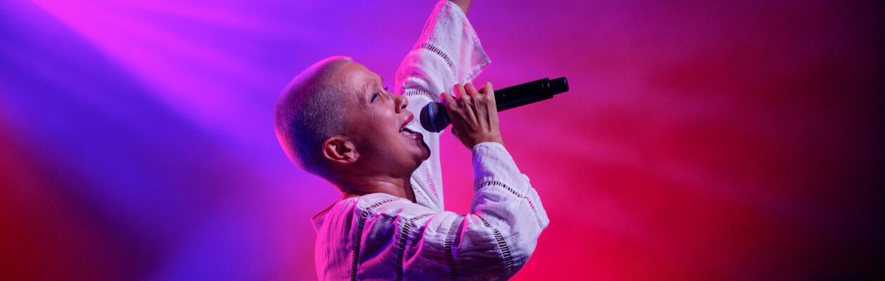 Золотые хиты 90-х и 2000-х