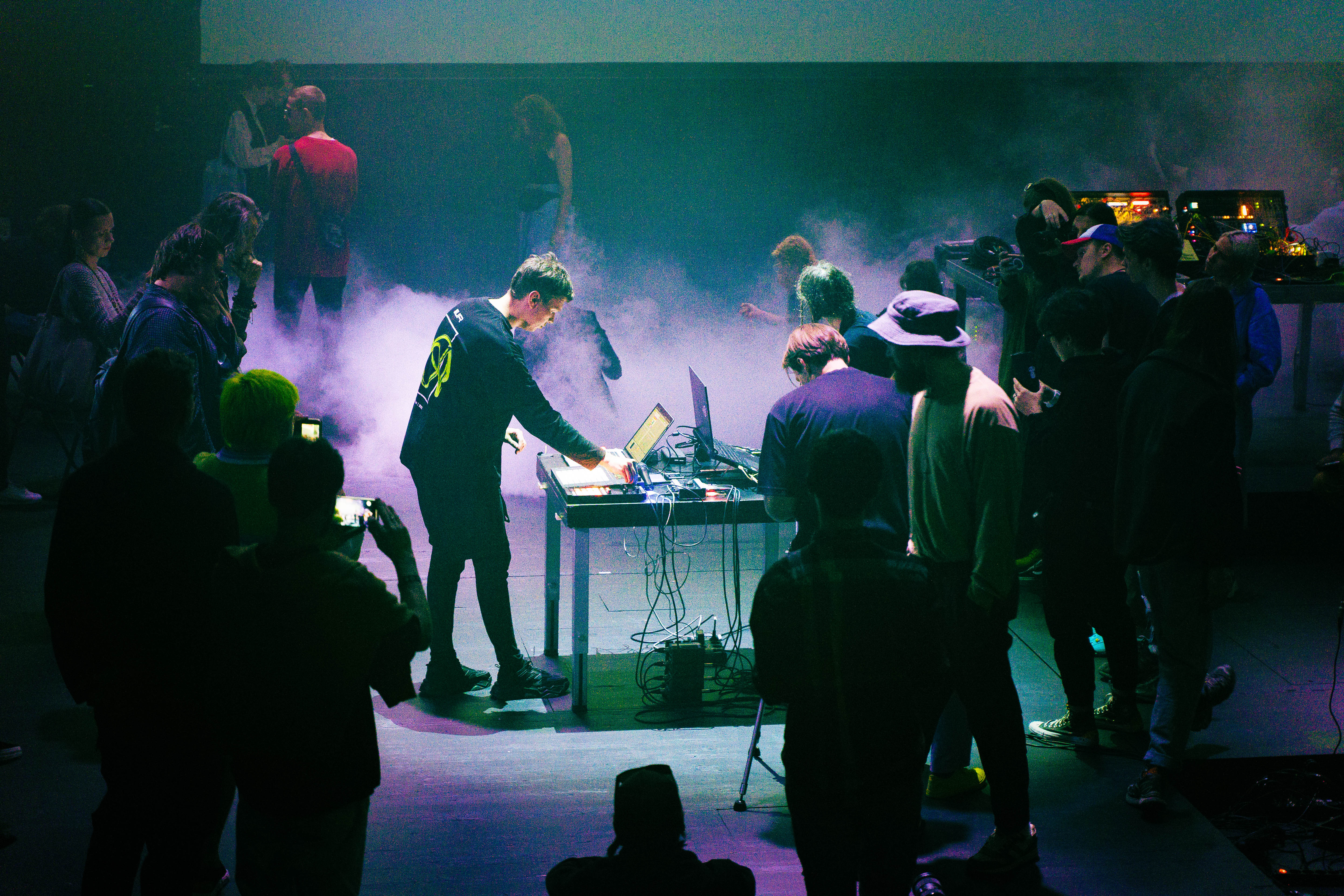 

Билеты на Noiseroom. Дуализм (Новая сцена Александринского театра)