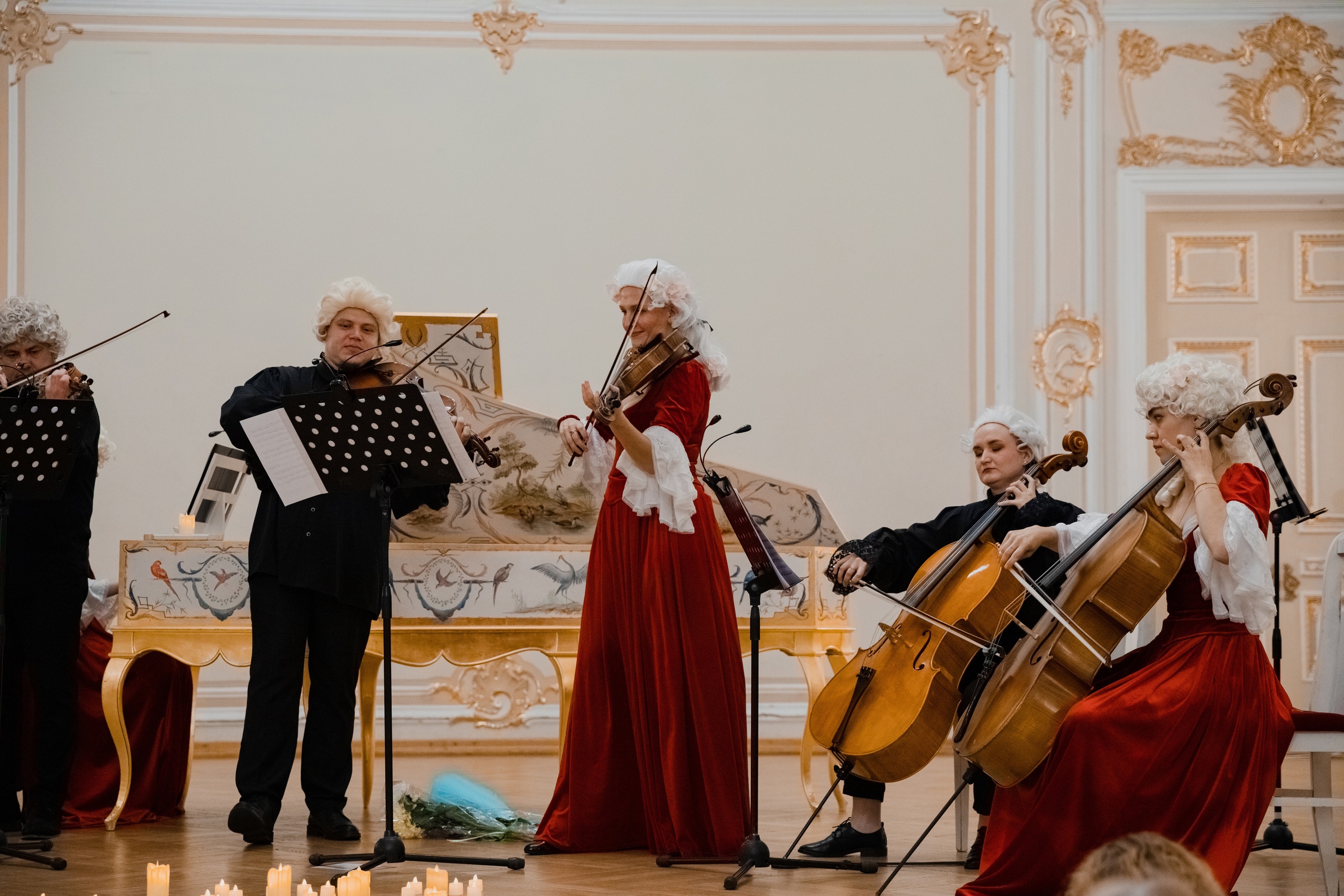 

Билеты на Пушкин Chamber Orchestra. Концерт барочной музыки при свечах (Филармония им. Шостаковича. Малый зал)