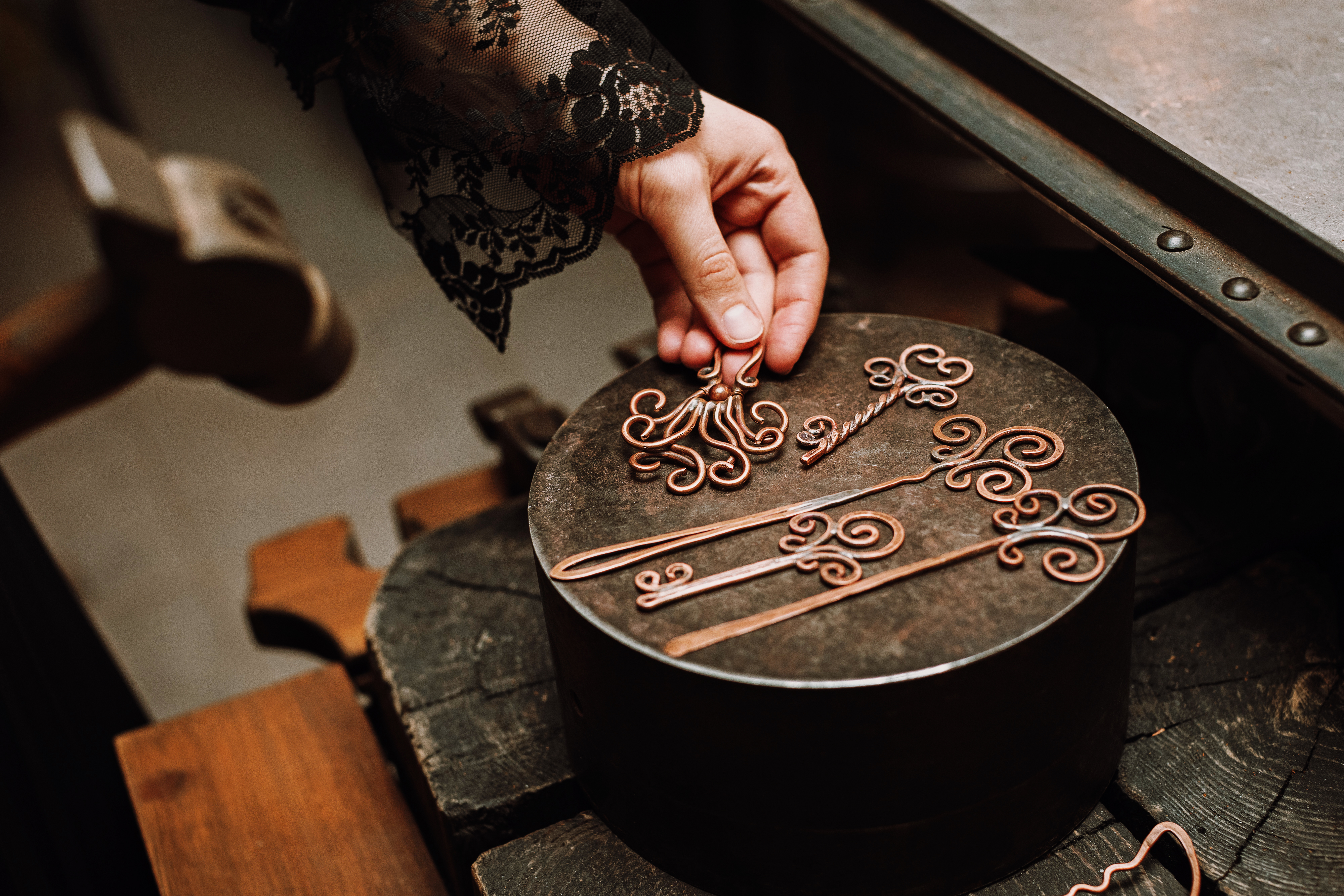 

Билеты на Стимпанк-путешествие во времени и мастер-класс: тайны эпохи пара (Пассатижи)