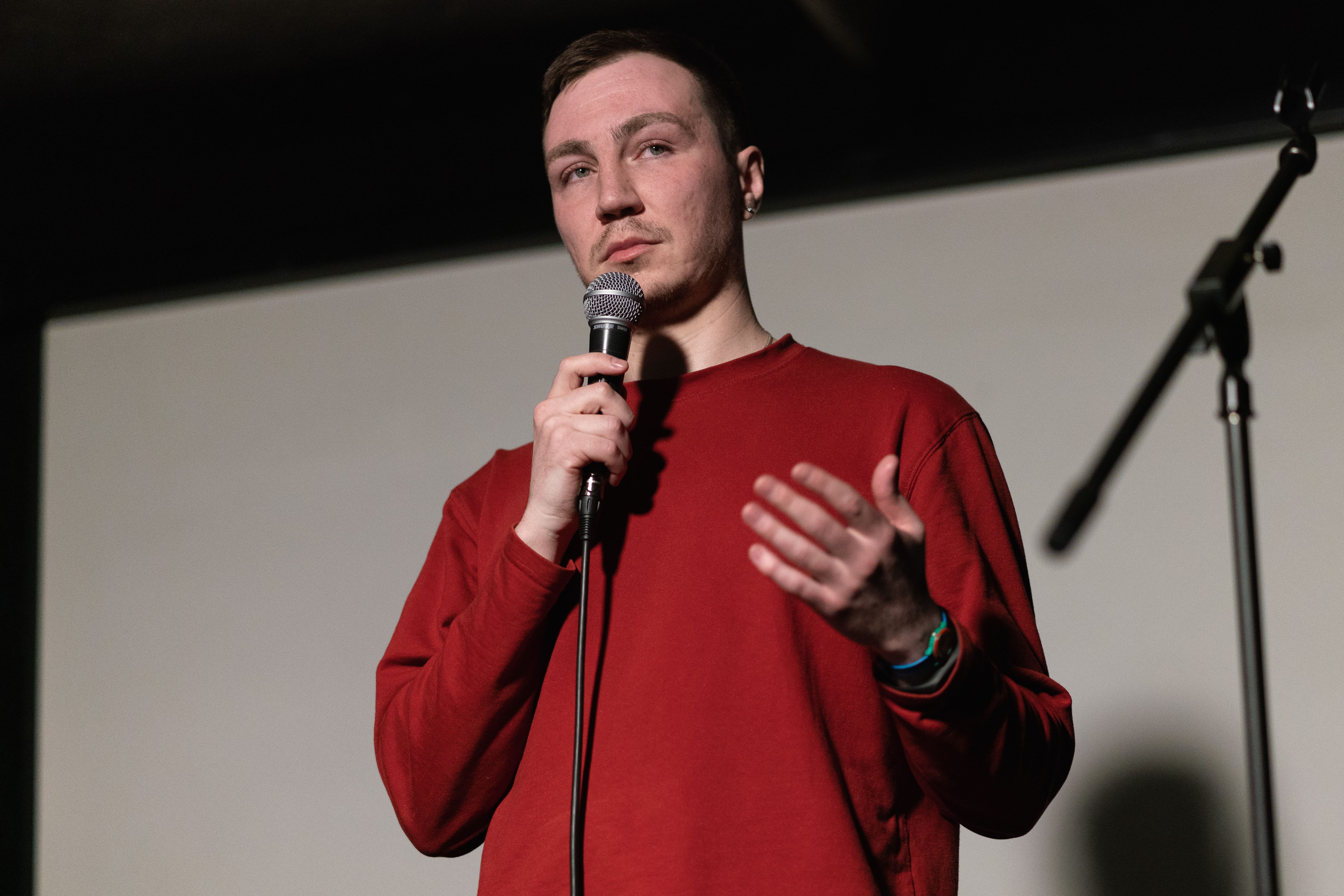 

Билеты на Саша Михалёв: Химчистка перины (ЦСИ «Огонь»)