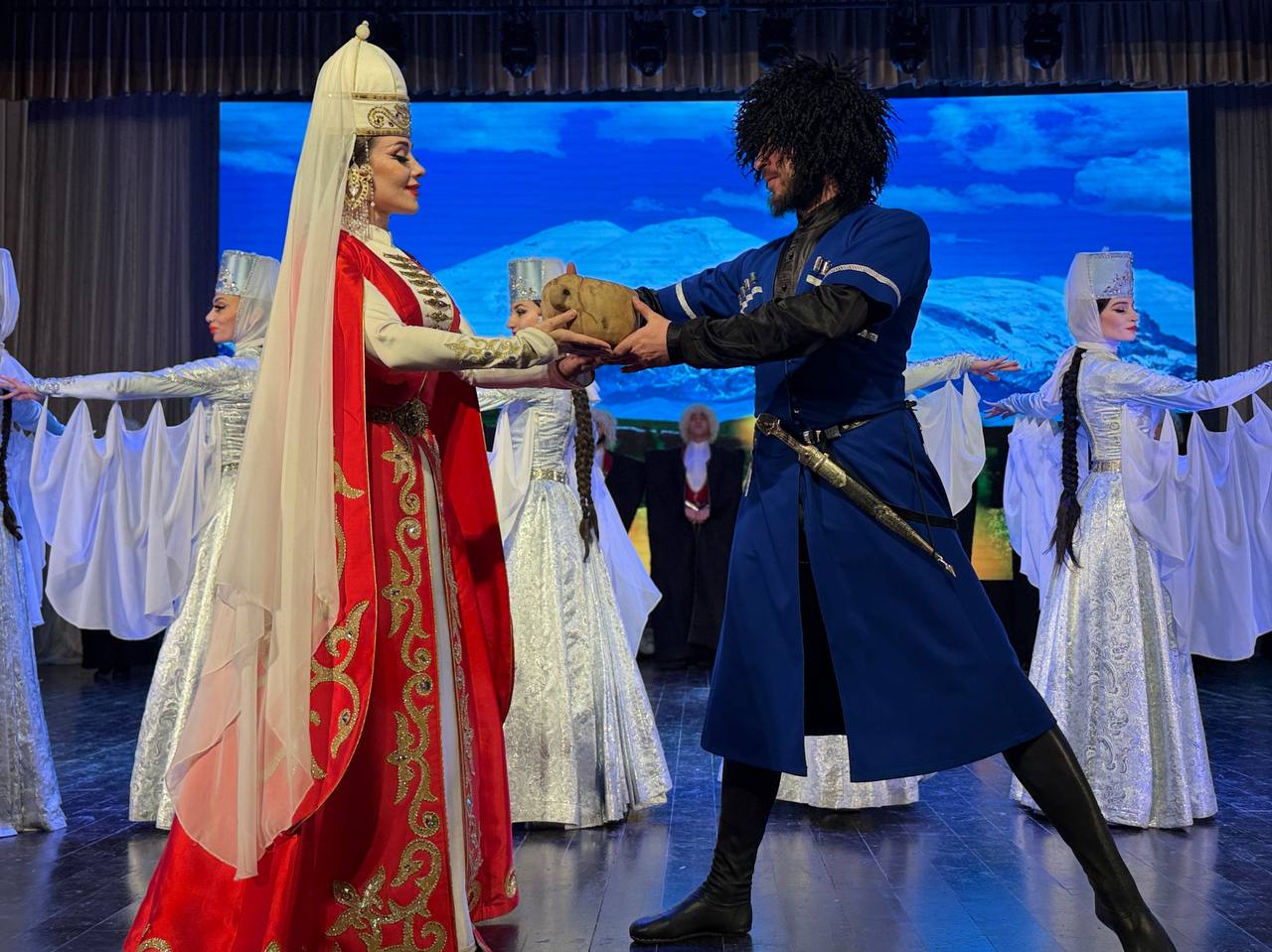 

Билеты на В вихре танца и музыки (Дворец культуры (Минеральные Воды))