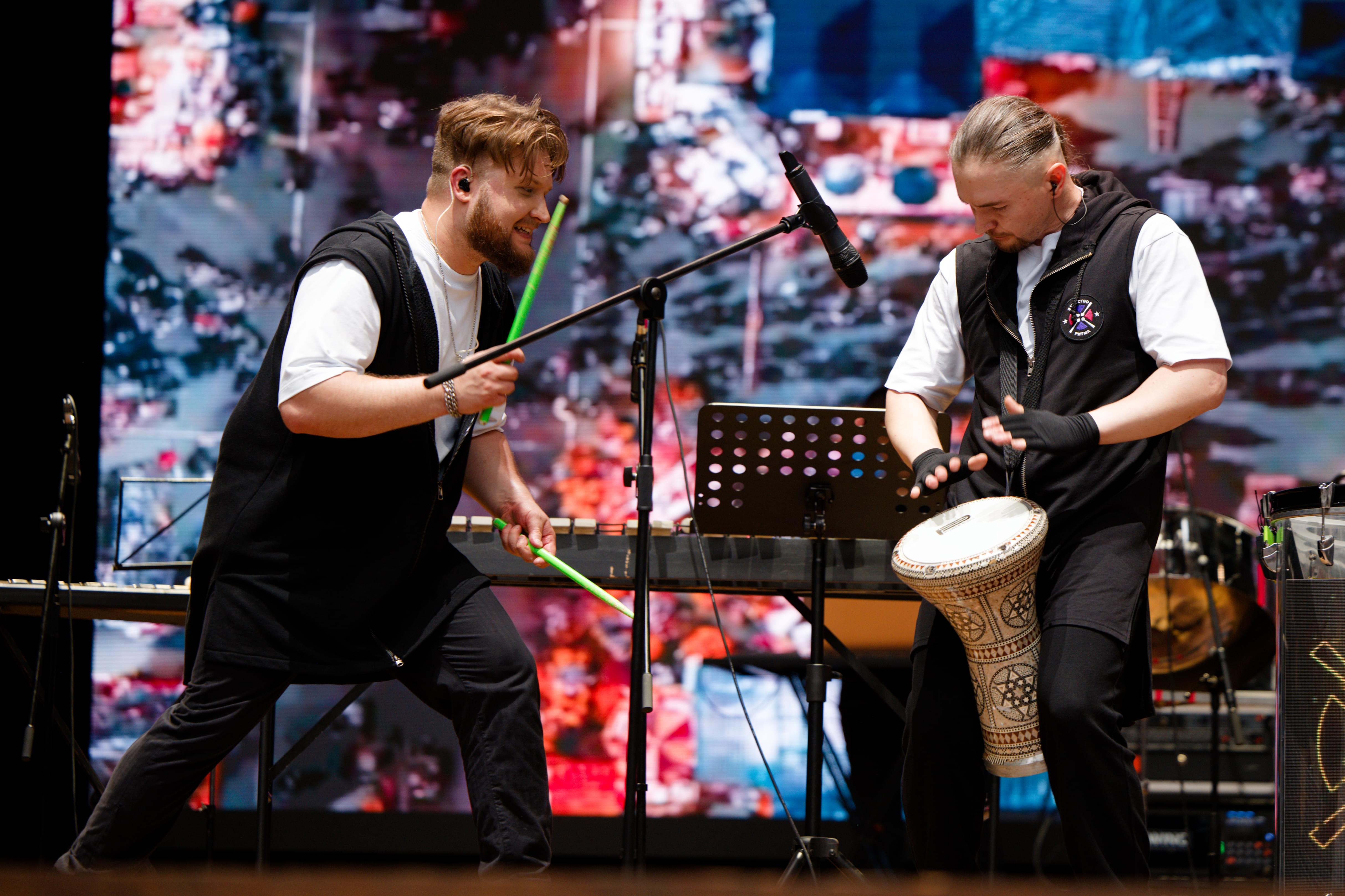 

Билеты на Новогоднее шоу барабанщиков (ДКЖ)