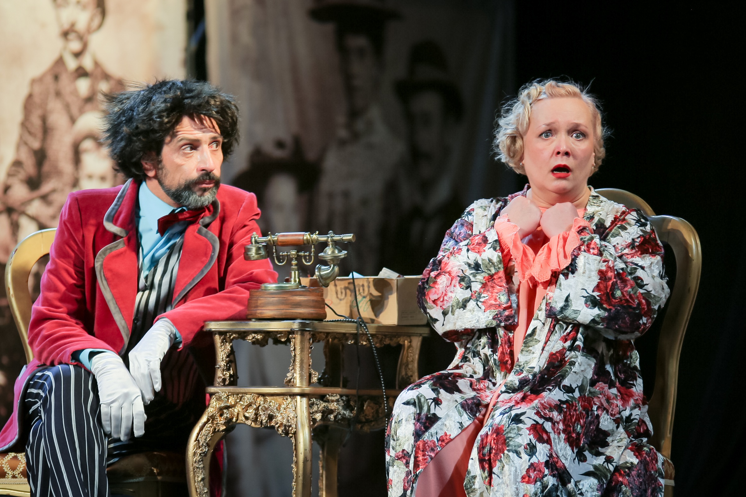 

Билеты на Госпожа министерша (Филармония им. Пономаренко)