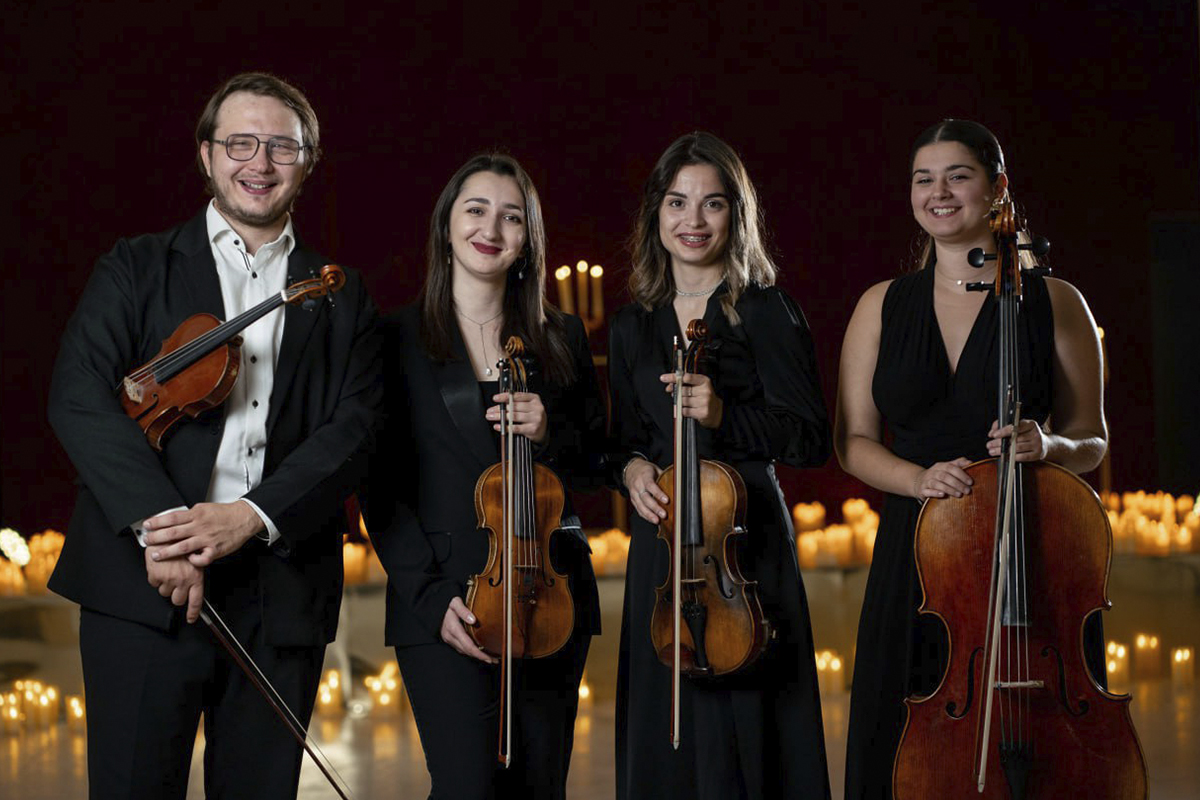 

Билеты на Магия свечей. От Баха до Beatles (Особняк 1898)