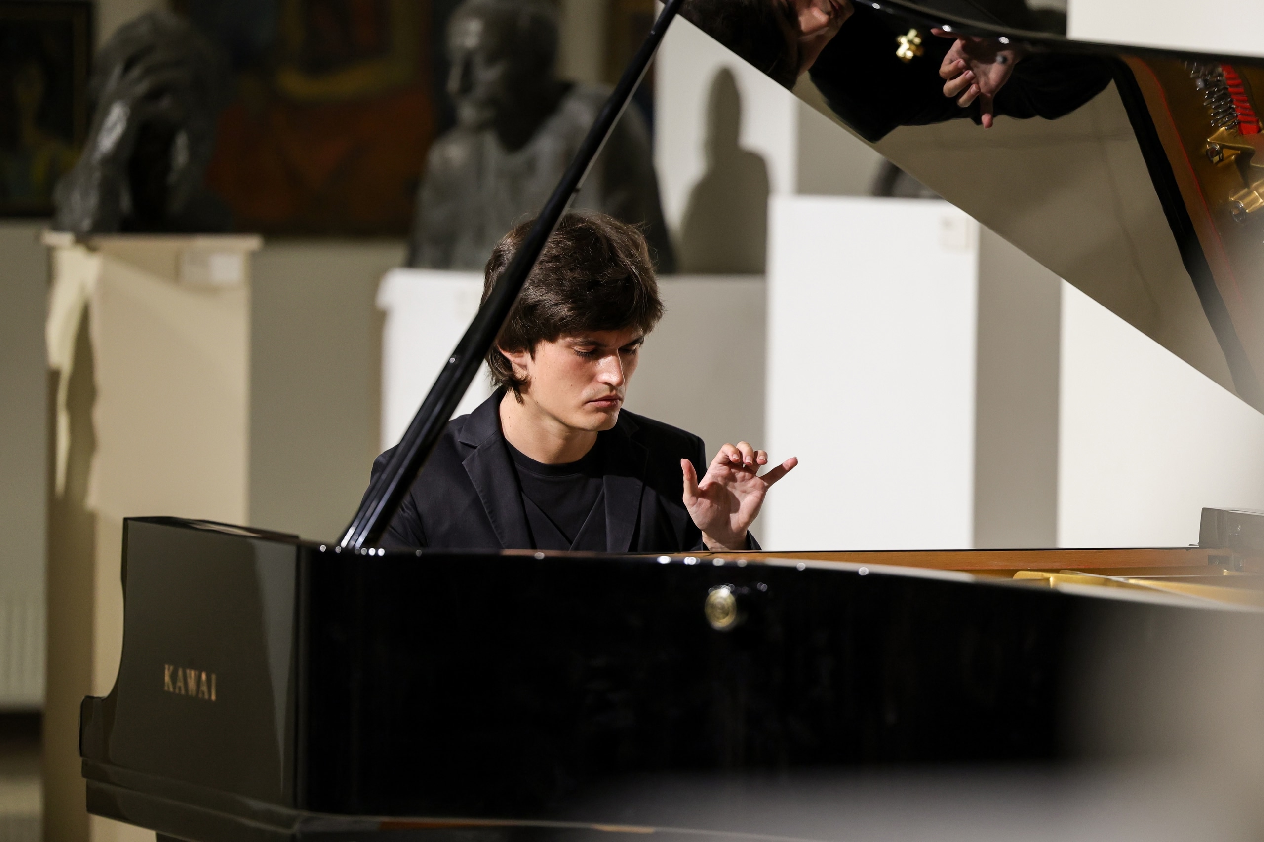 

Билеты на Илья Папоян. Соло (Социально-культурный центр)