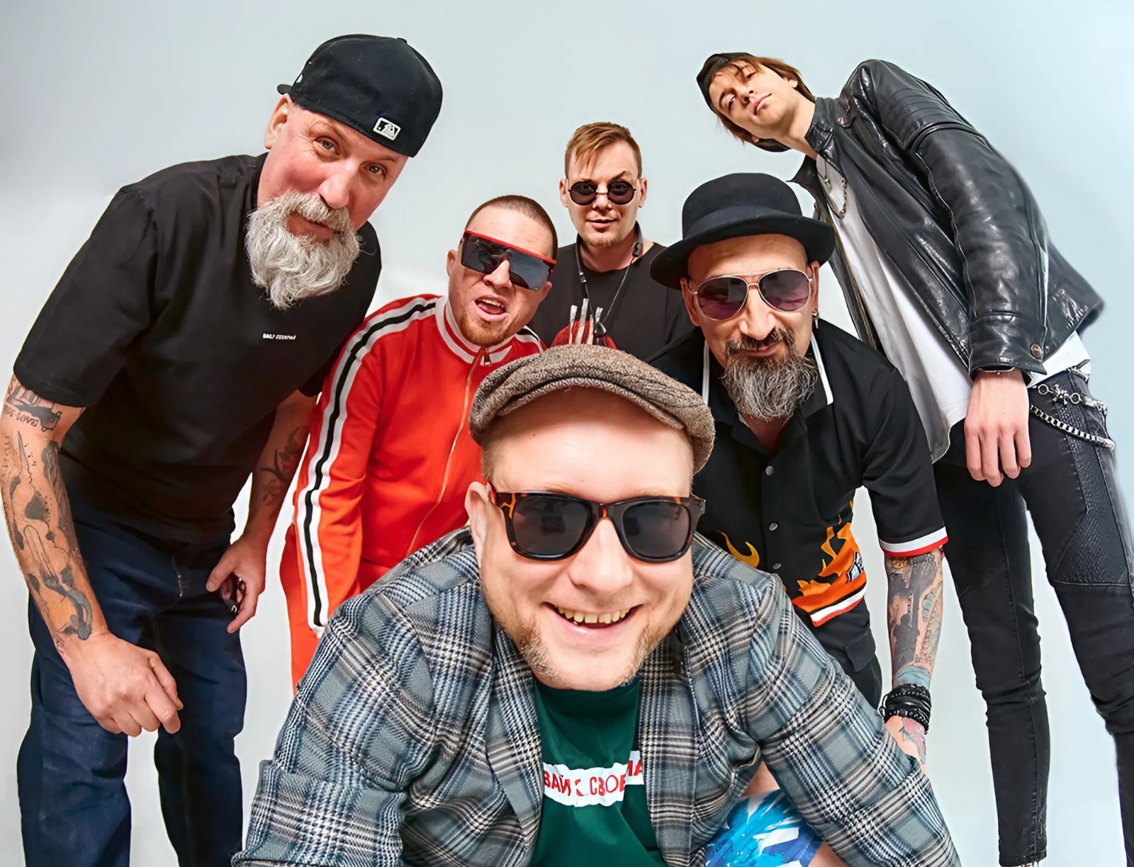 

Билеты на The Iron Bees