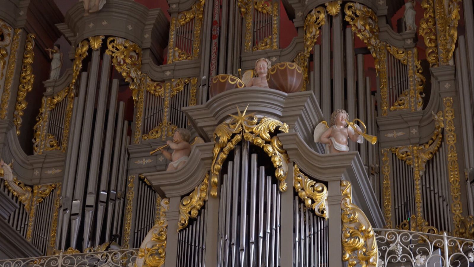 

Билеты на Всероссийский день органа (Филармония Алтайского края)