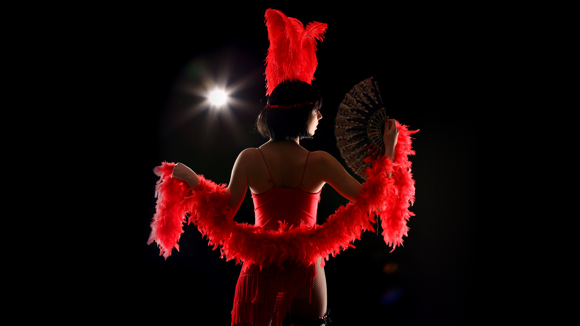 

Билеты на Из России с любовью (Show Must Go On)