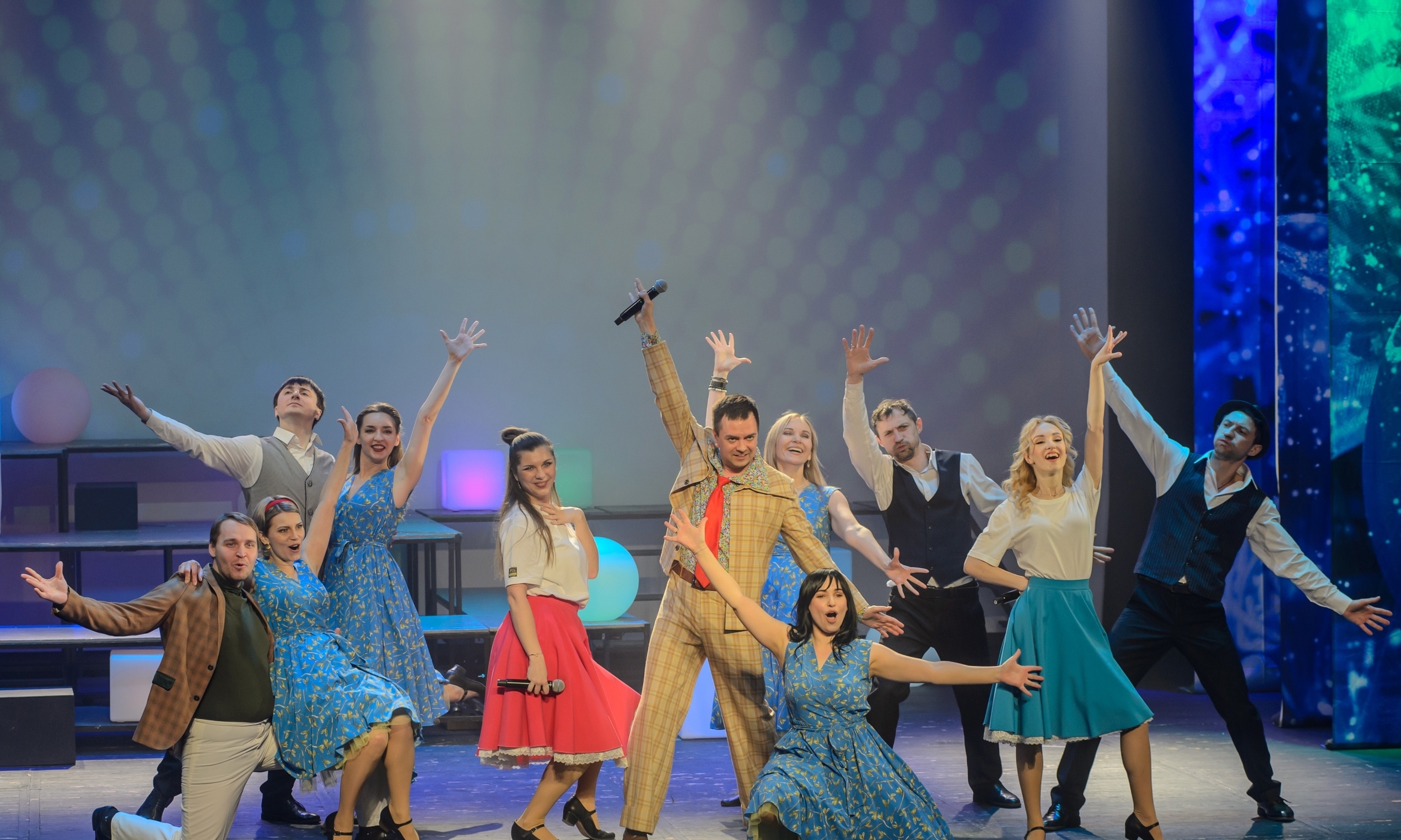 

Билеты на Песни о любви. Зима 2025 (Тамбовский молодёжный театр)