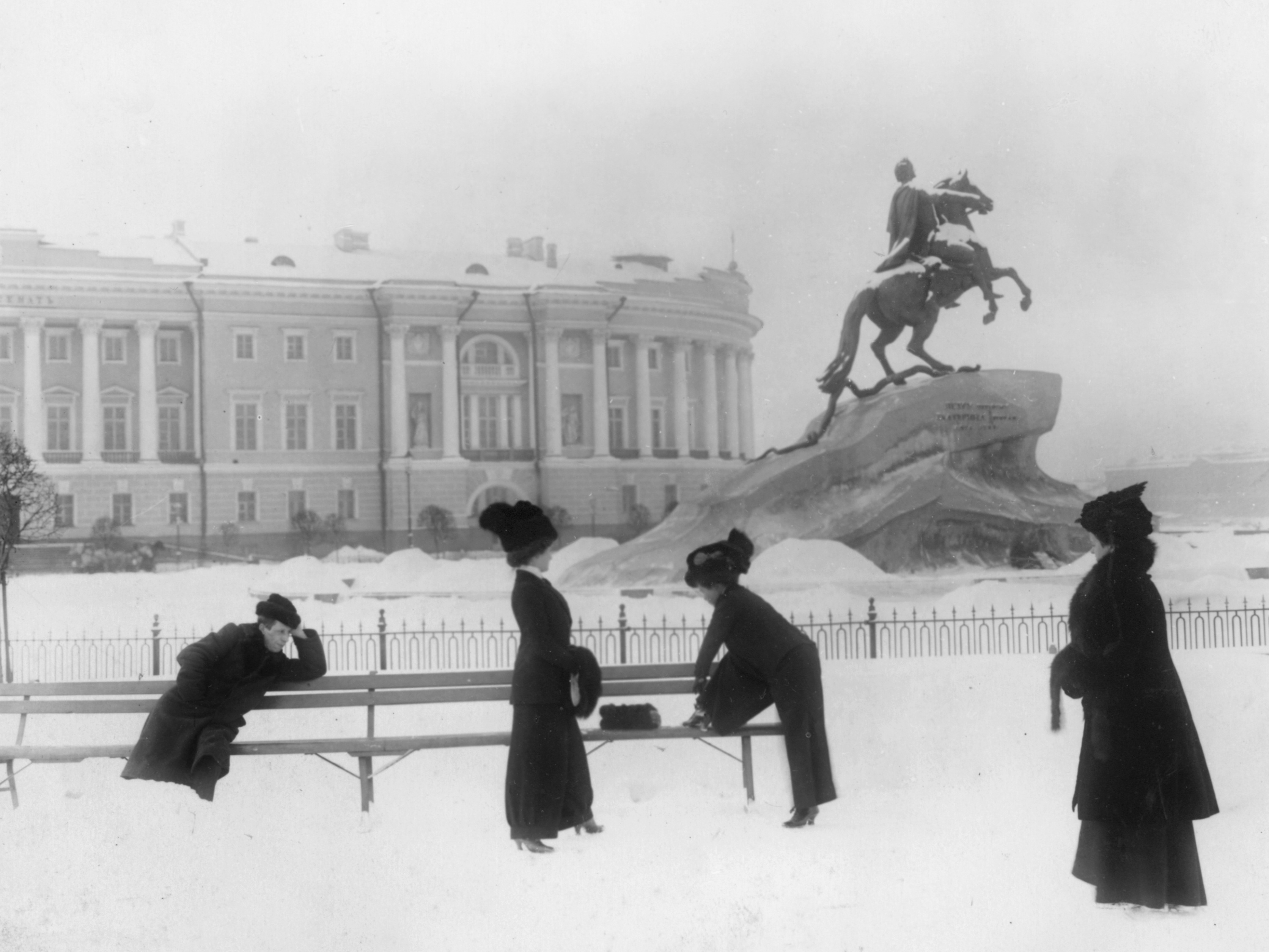 

Билеты на Петербуржский стиль: мода и модники от Петра I до Николая II (Milutin Palace)