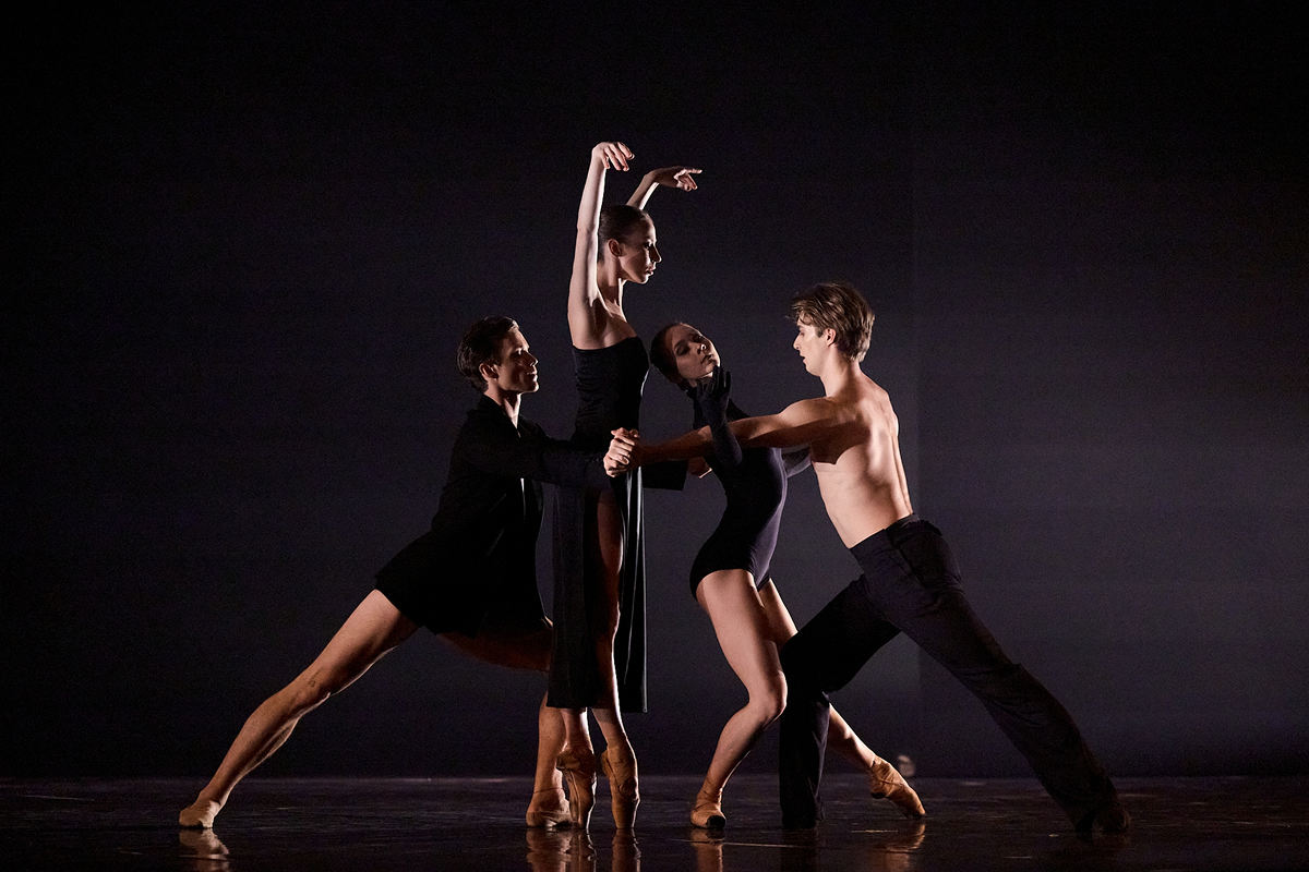 

Билеты на L.A.D. Вечер балетов на музыку Десятникова (Театр оперы и балета им. Пушкина)