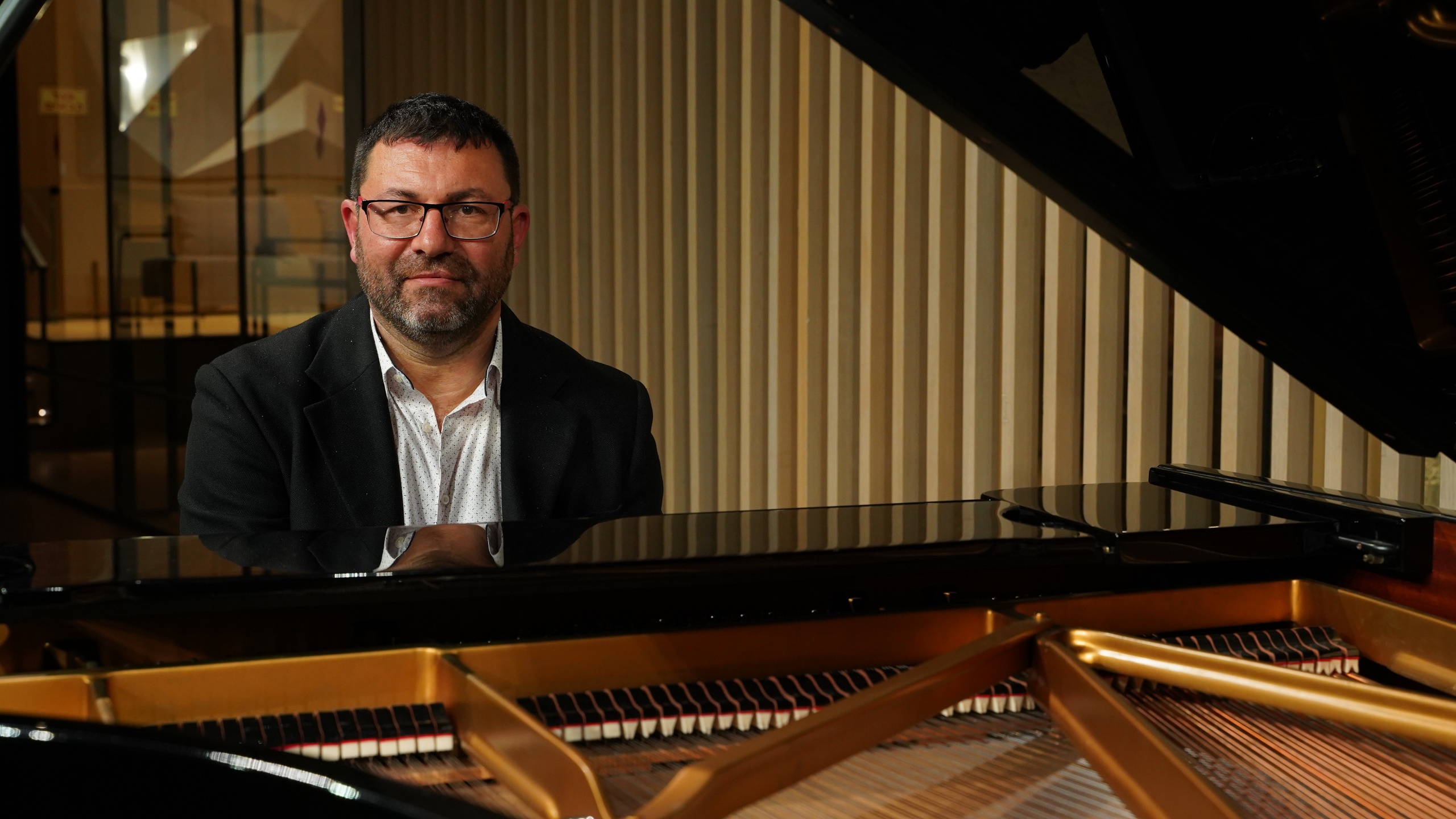 

Билеты на Джазовый вечер Таля Бабицкого (Дом Шрёдера)