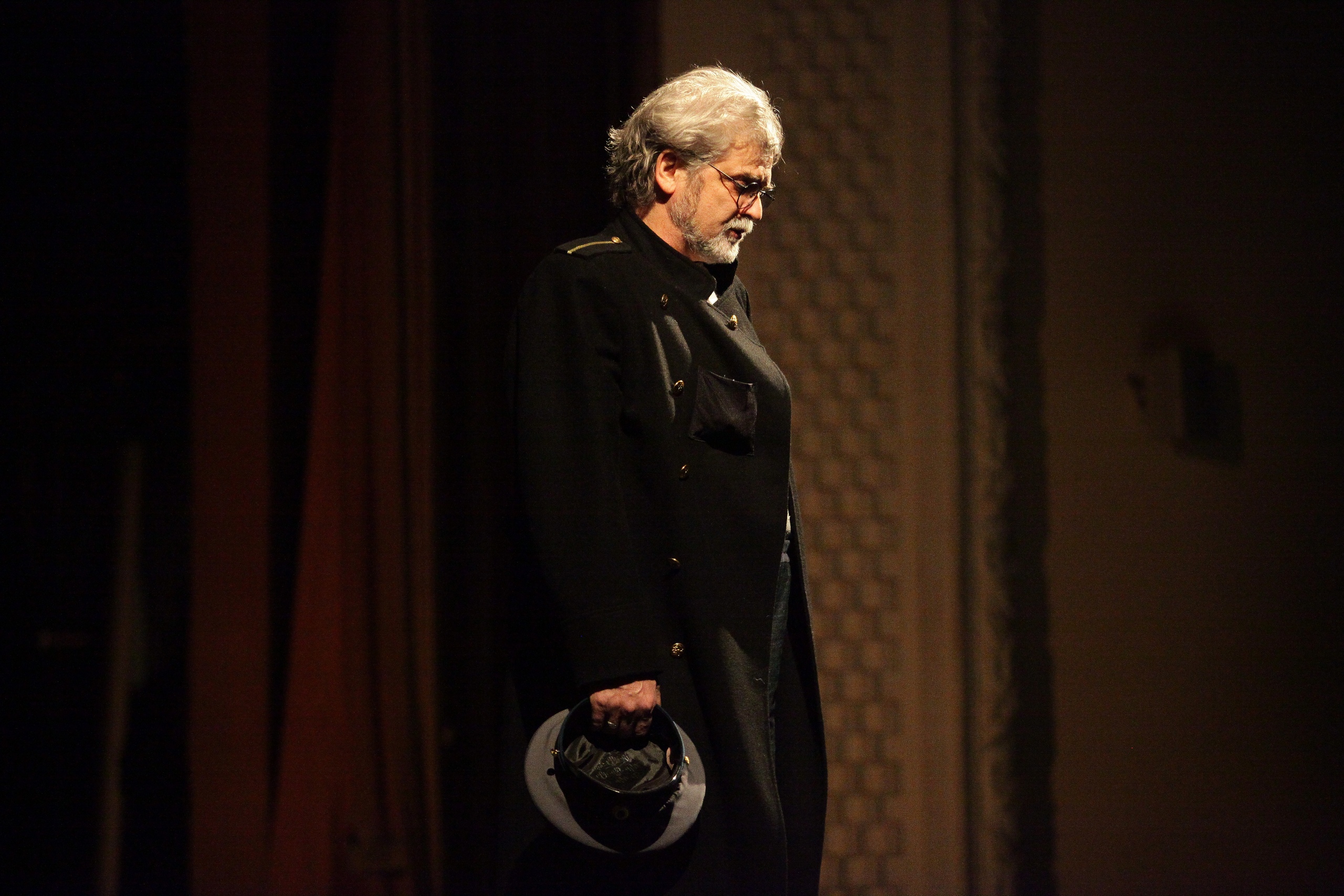 

Билеты на В главной роли. Людмила Копылова и Олег Кухарев (Театр драмы Кузбасса им. Луначарского)