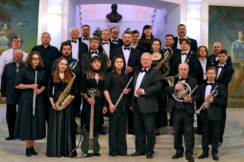 Духовой оркестр «Держава»