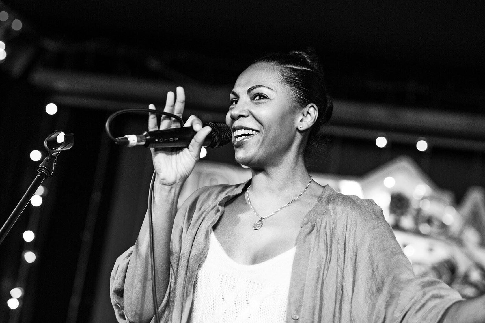 

Билеты на Софи Окран (Rhythm & Blues Cafe)