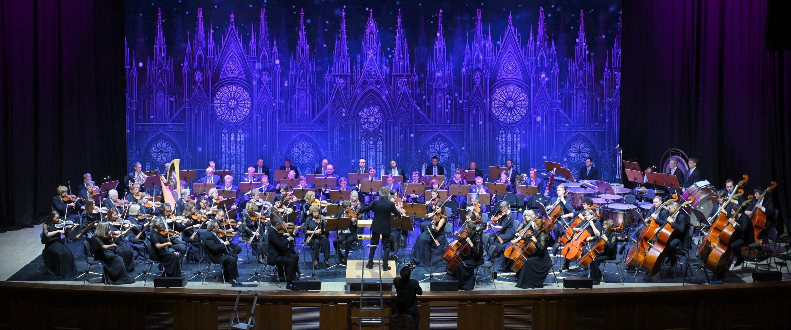 

Билеты на Фестиваль Новой музыки. Небесное движение (Филармония. Концертный зал)