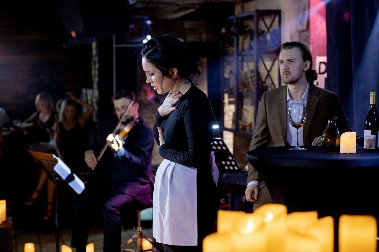 

Билеты на Париж на двоих (RE’конструкция)