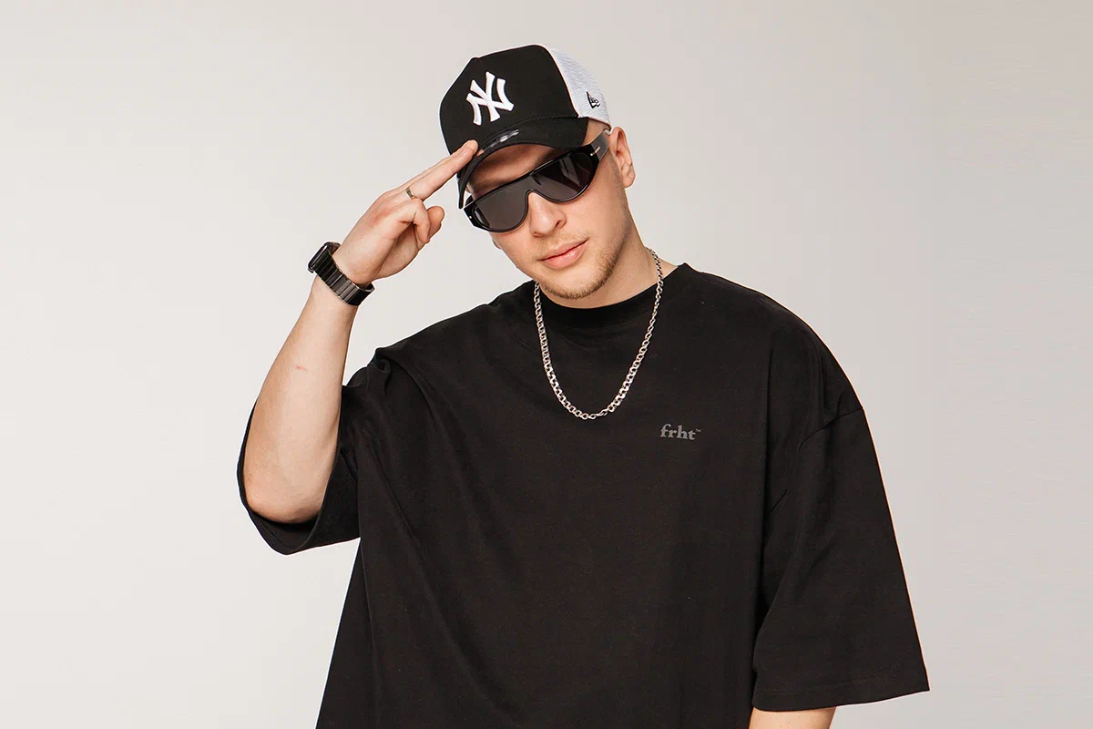 

Билеты на Lx24 (Мумий Тролль Music Bar)