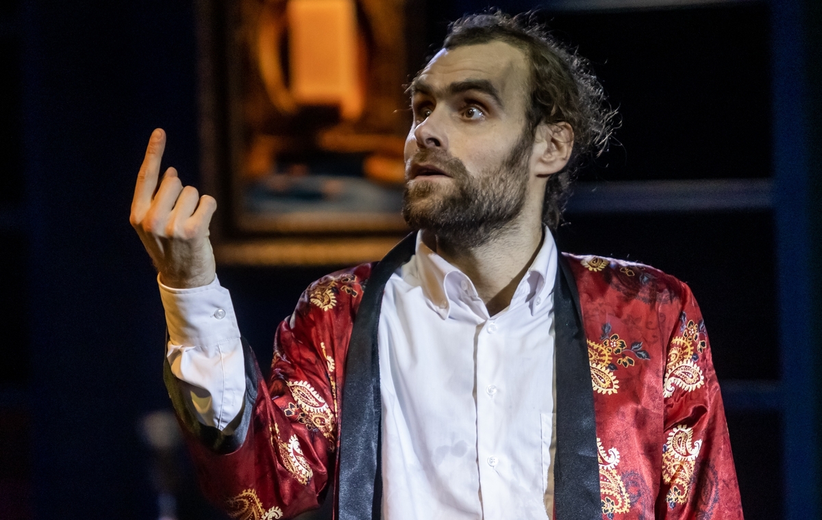 

Билеты на Мы назовём его Блэз! (Станиславский.com)