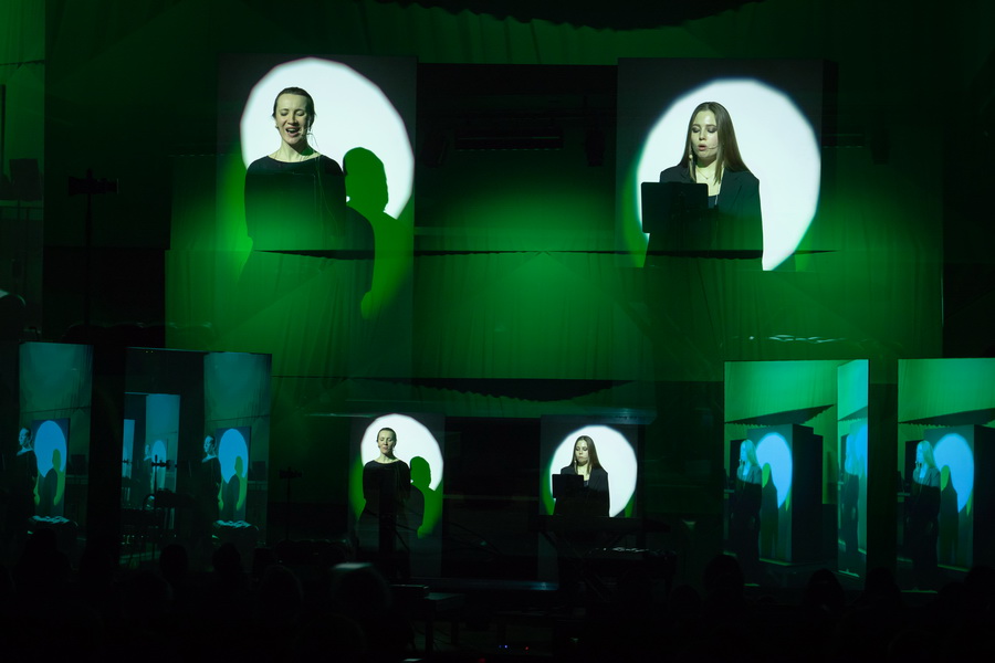 

Билеты на Recording Studio. Студия звукозаписи (Филармония. Камерный зал)