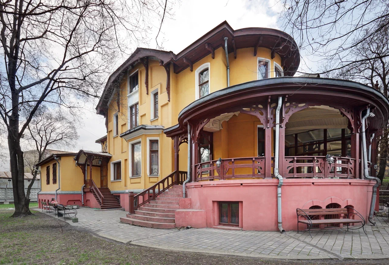 

Билеты на Создание женского силуэта (Особняк купца Носова)