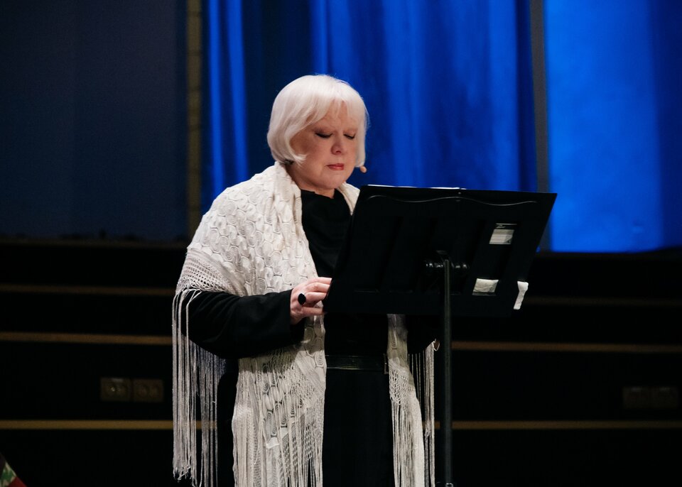 Светлана Крючкова. И слово в музыку вернись