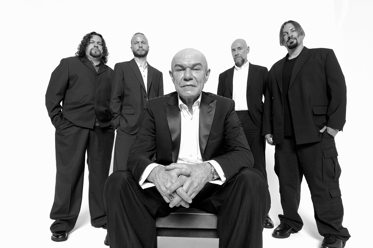 

Билеты на Моральный кодекс (Мумий Тролль Music Bar)